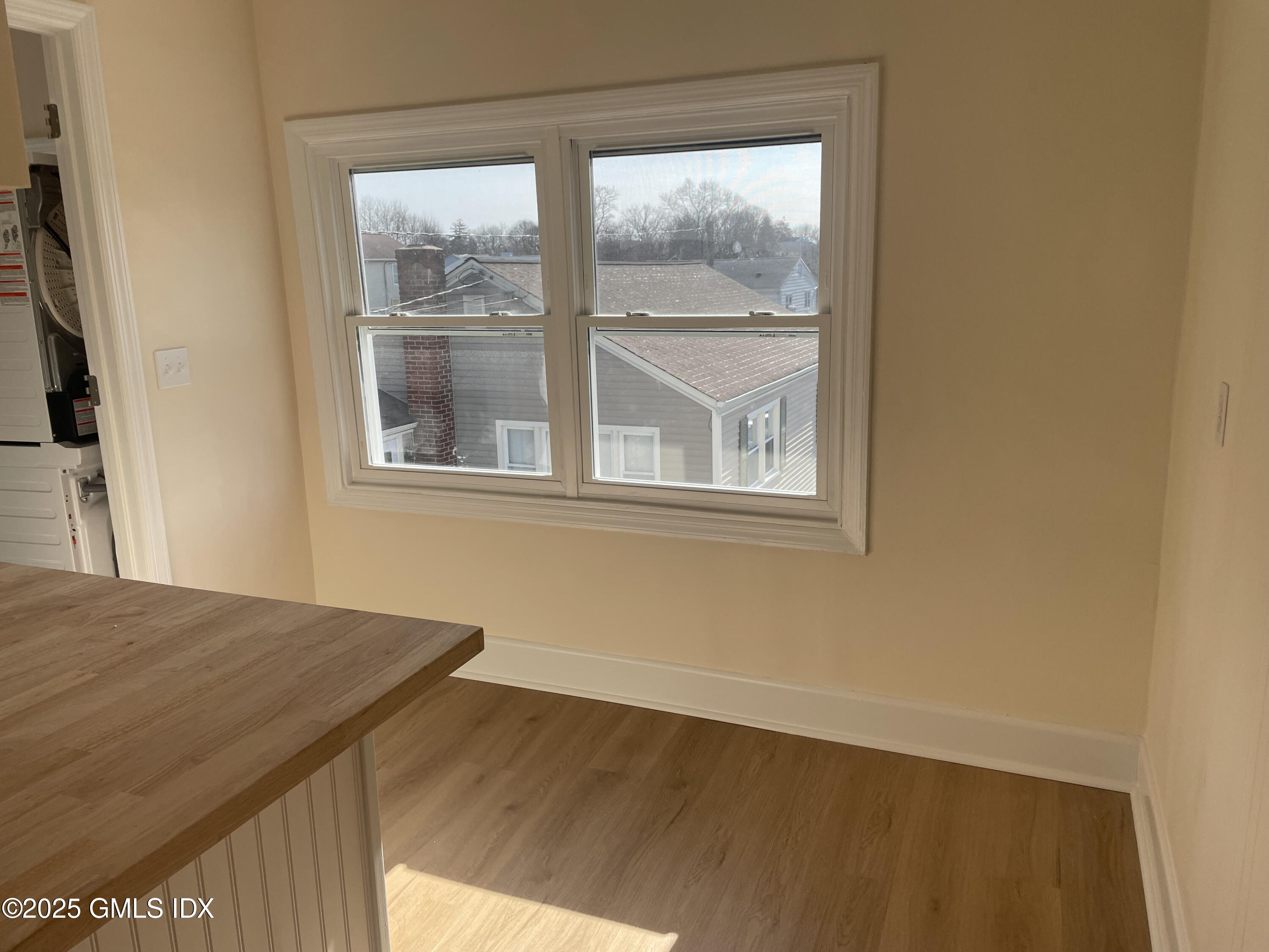 237 HAMILTON Avenue, 2nd Floor