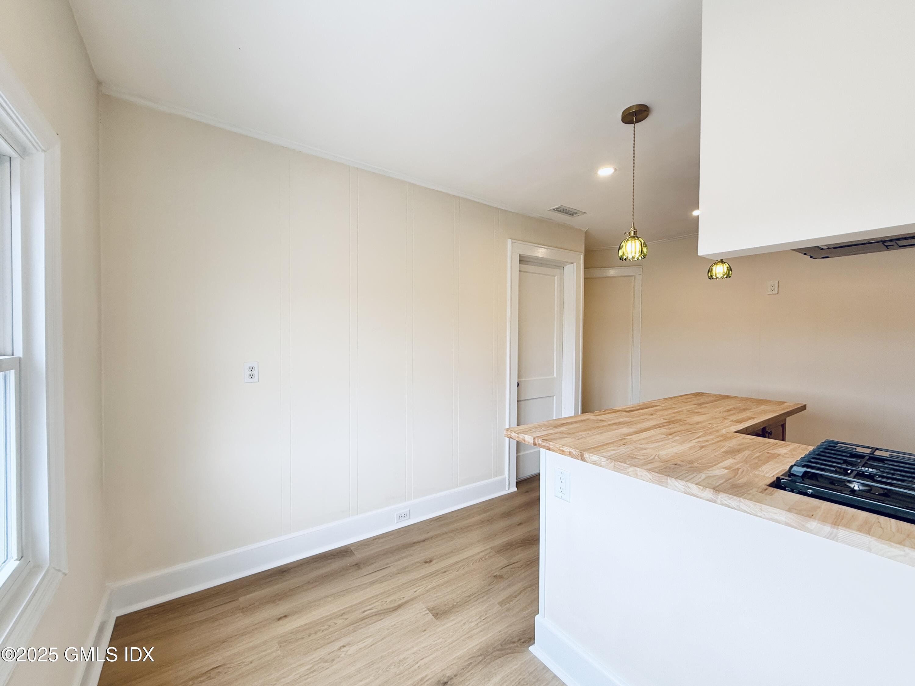 237 HAMILTON Avenue, 2nd Floor