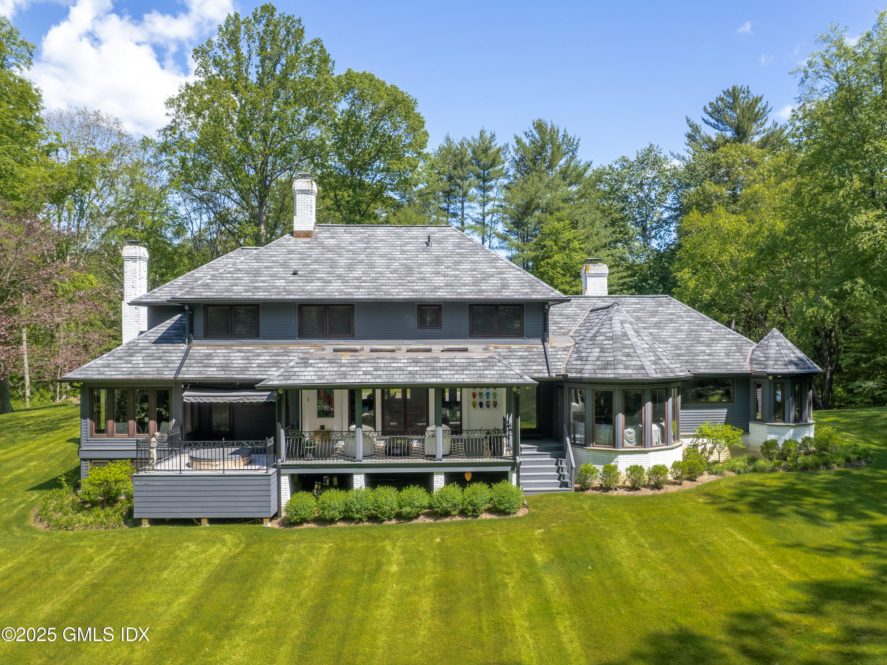7 MOUNTAIN LAUREL Drive
