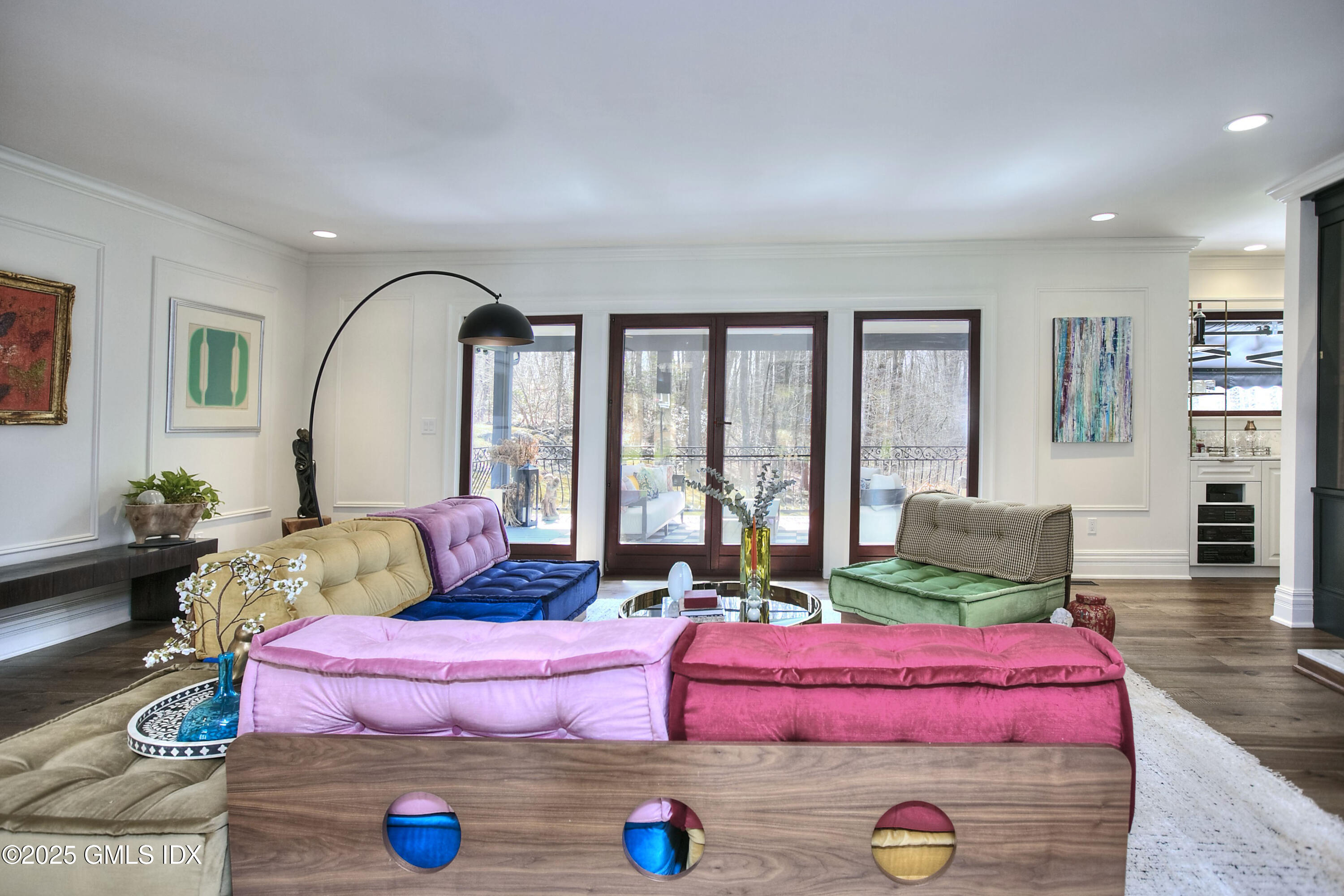 7 MOUNTAIN LAUREL Drive