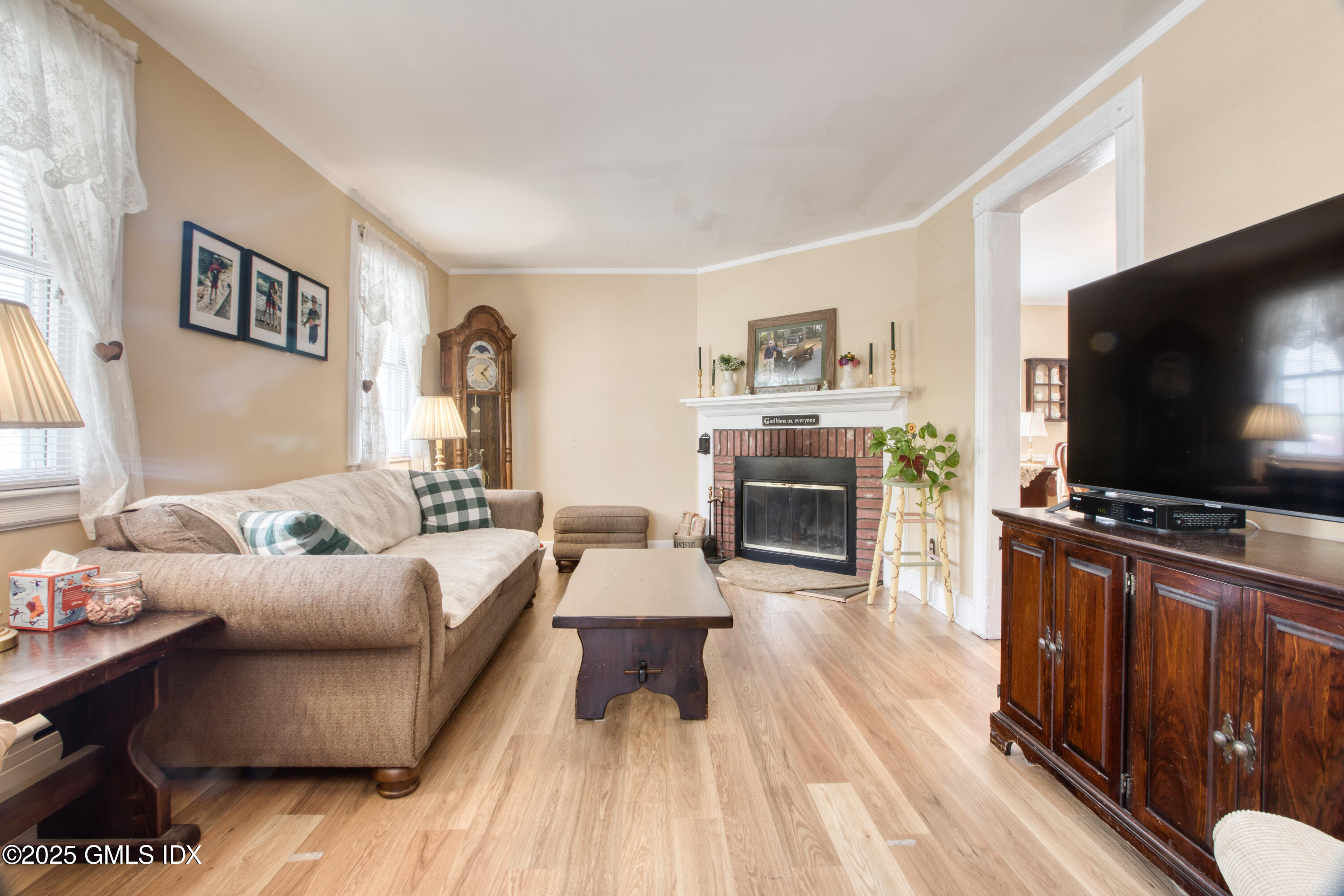 52 Locust Street