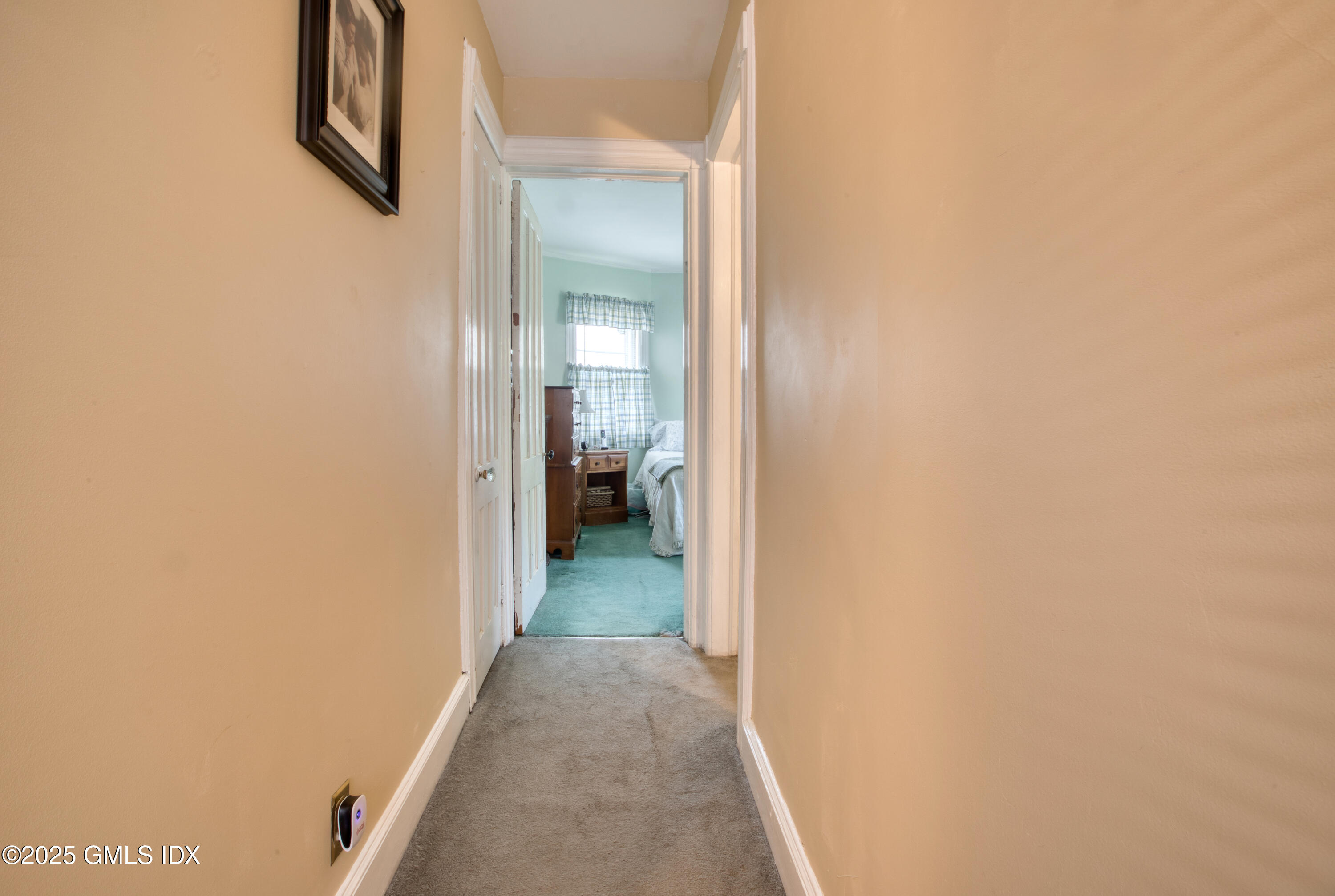 52 Locust Street