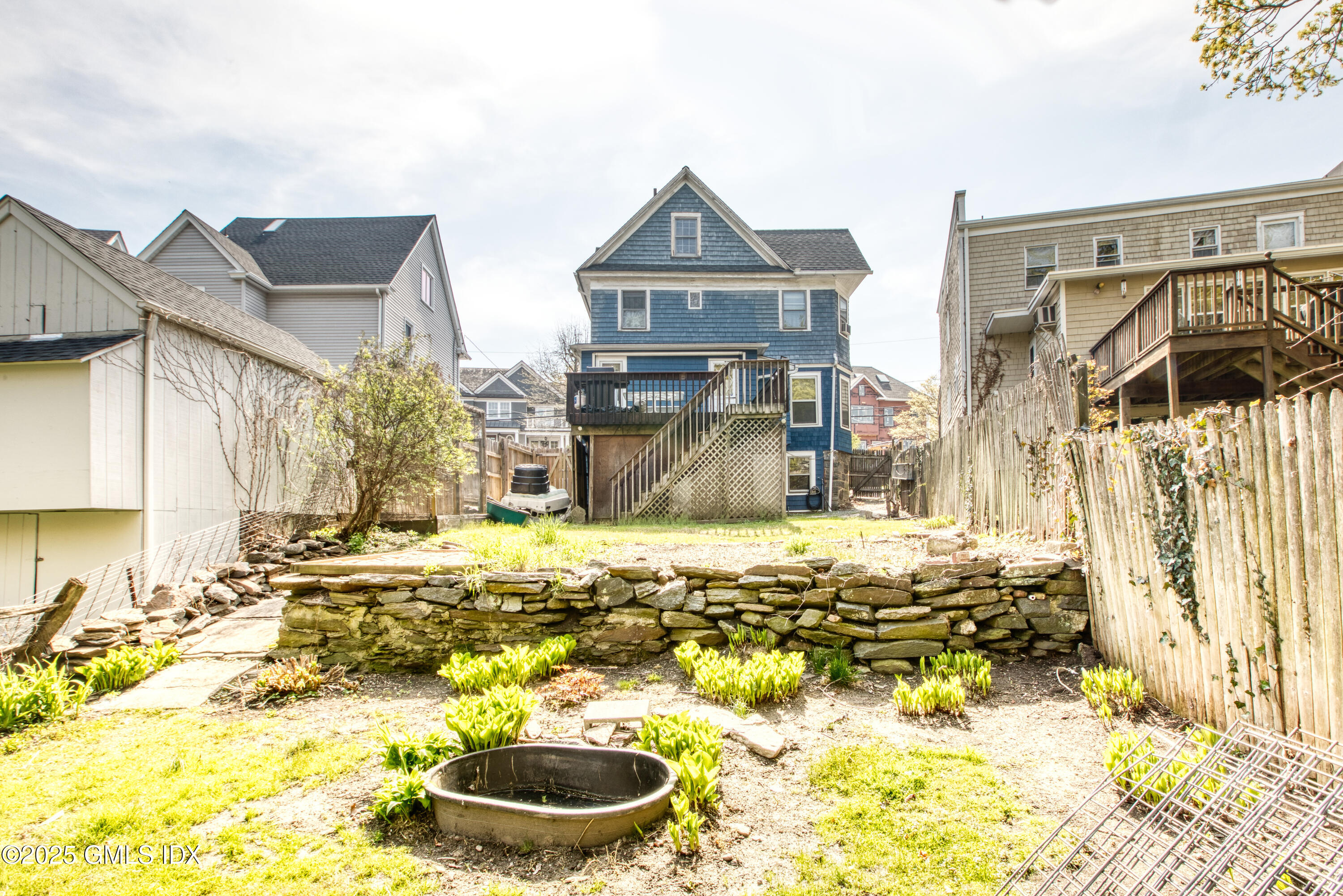 52 Locust Street