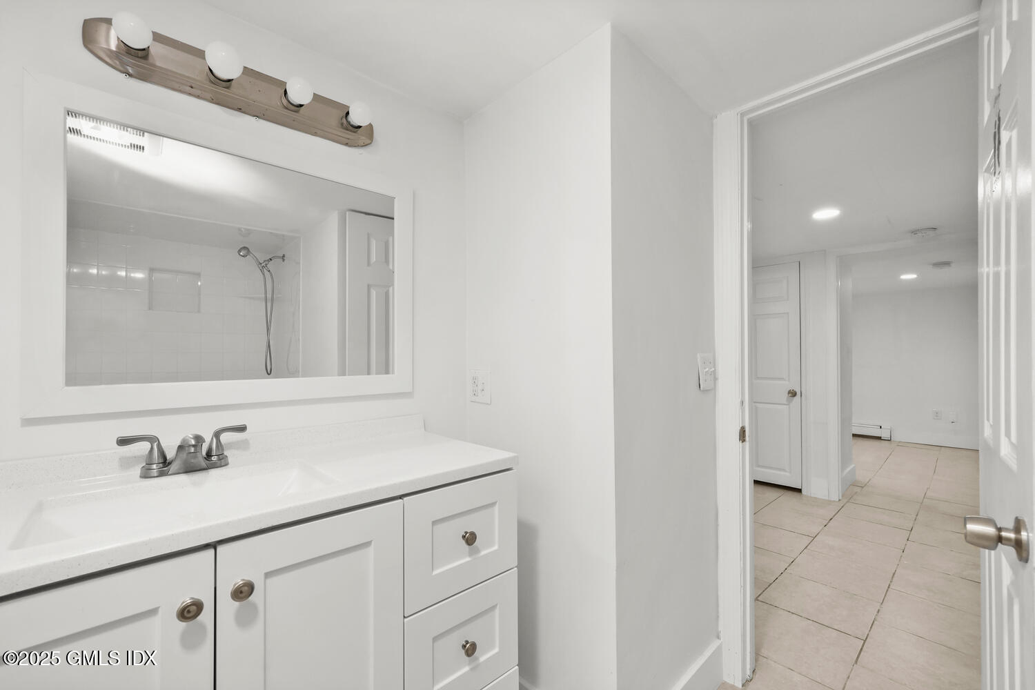 14 Cos Cob Avenue Unit: First Floor