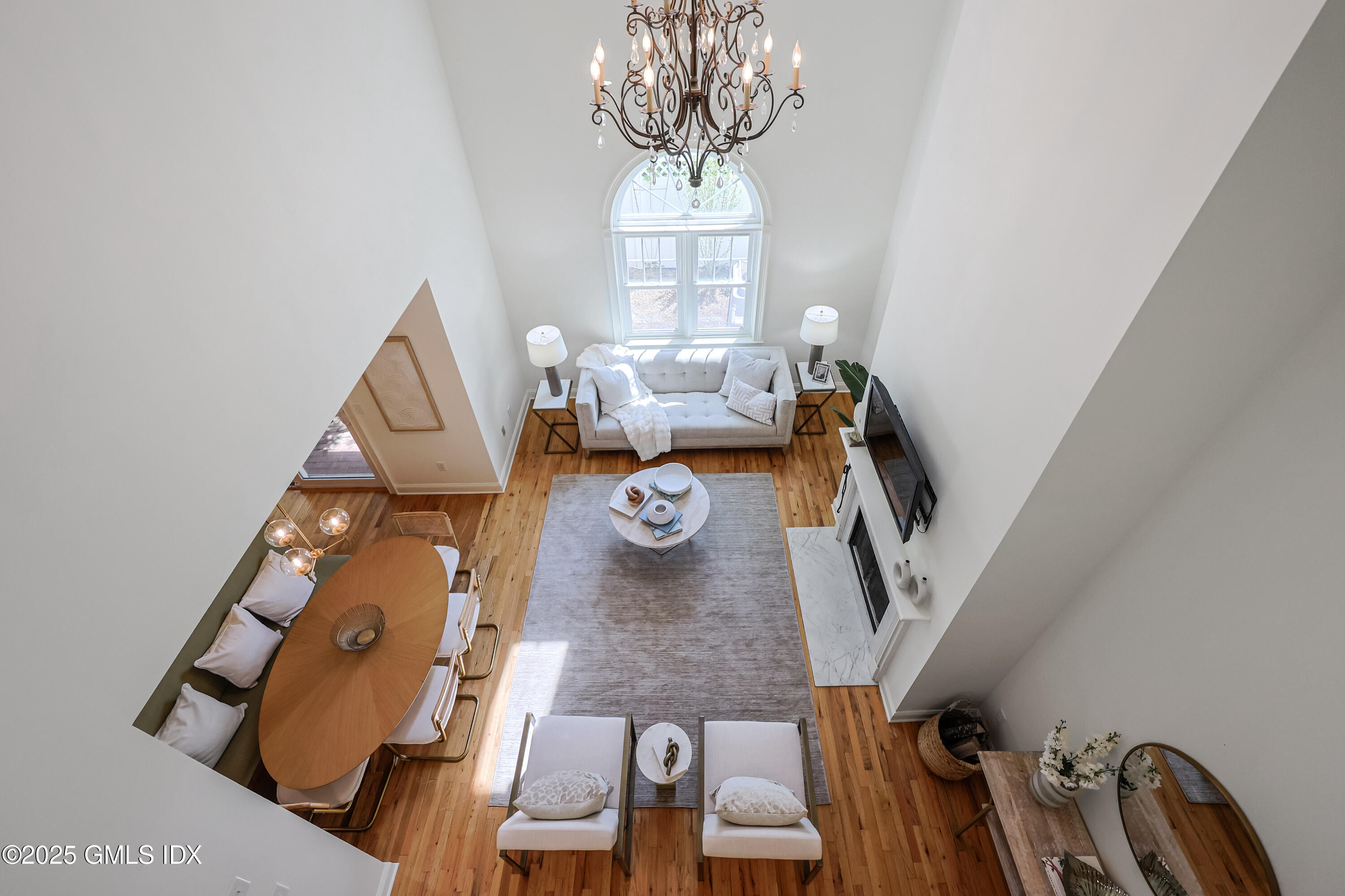 51 Forest Avenue, 98