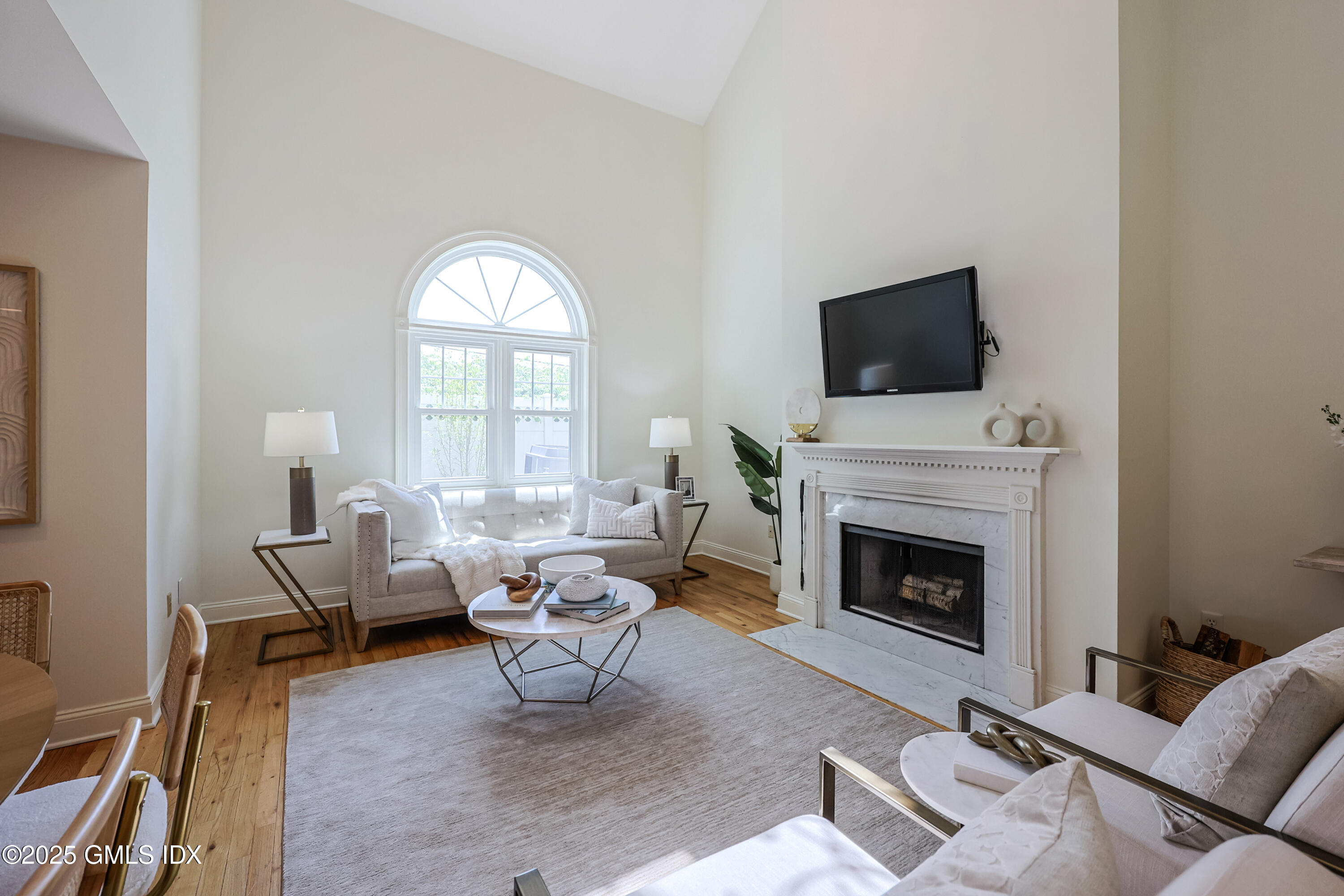 51 Forest Avenue, 98