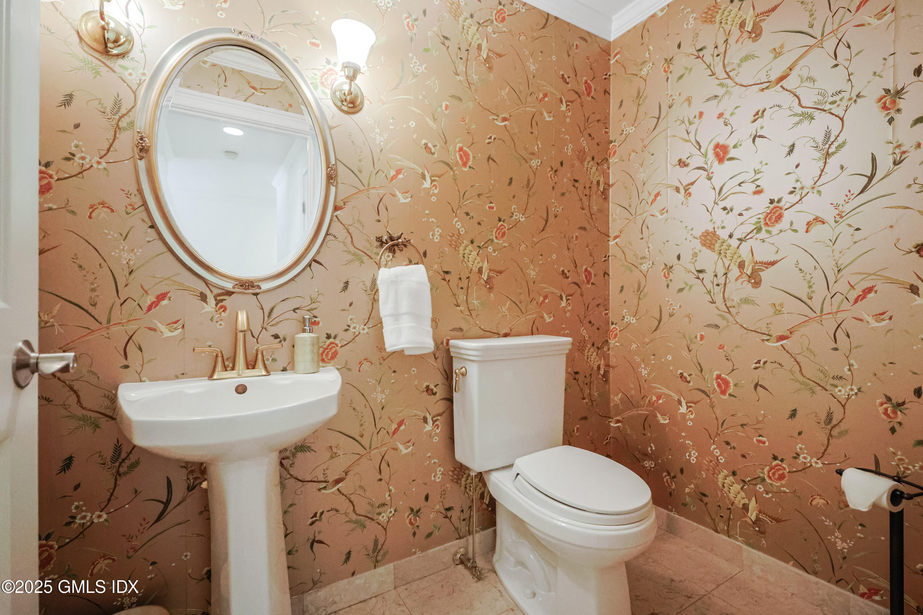 51 Forest Avenue, 98