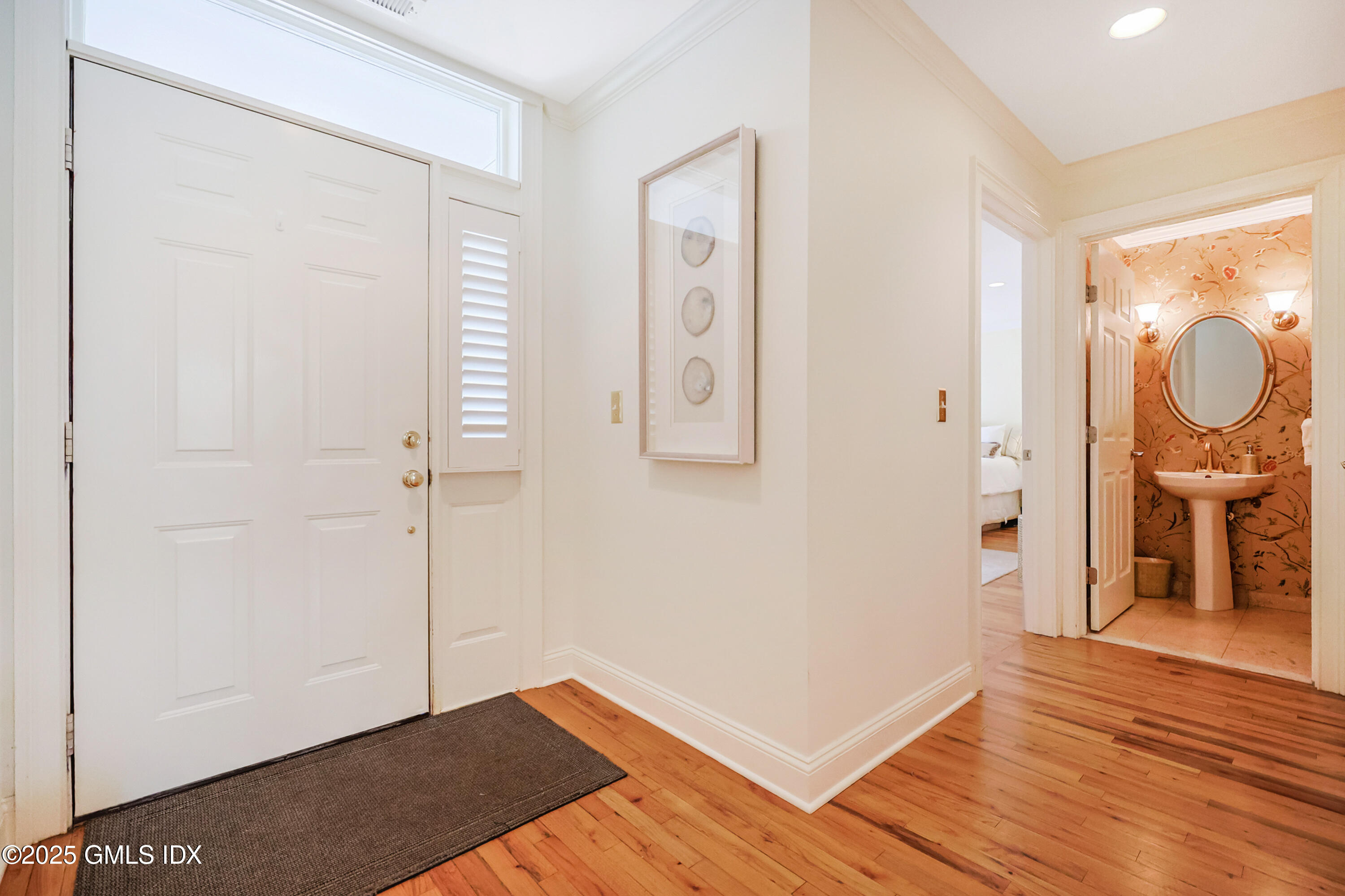 51 Forest Avenue, 98