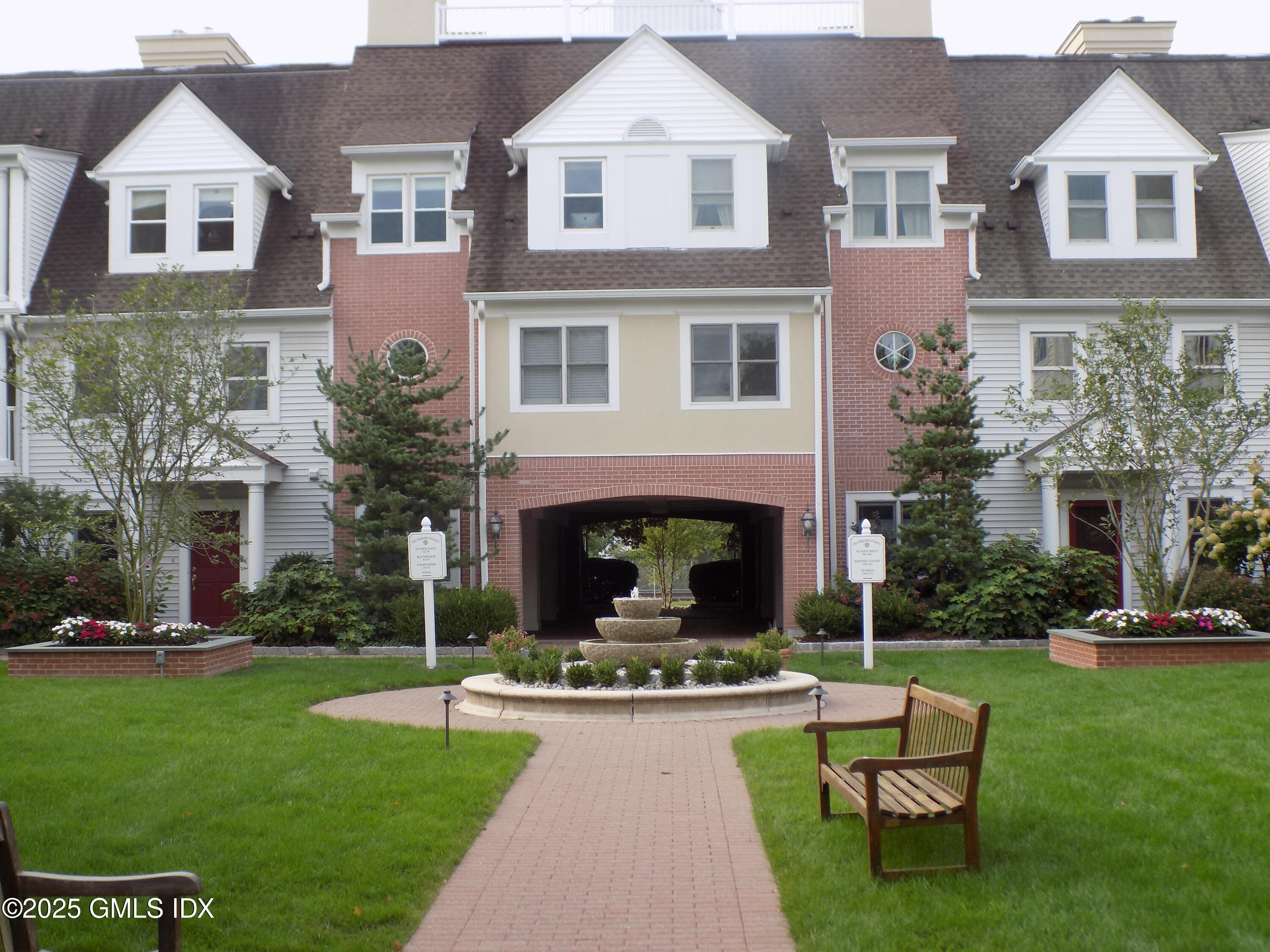 51 Forest Avenue, 98