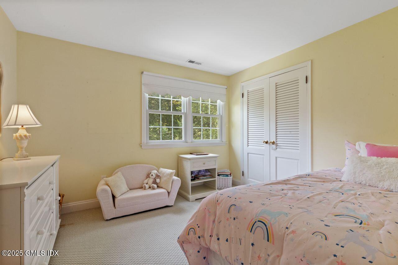 24 Lawrence Hill Road