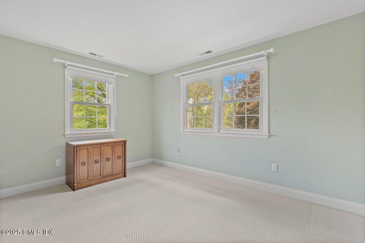 24 Lawrence Hill Road