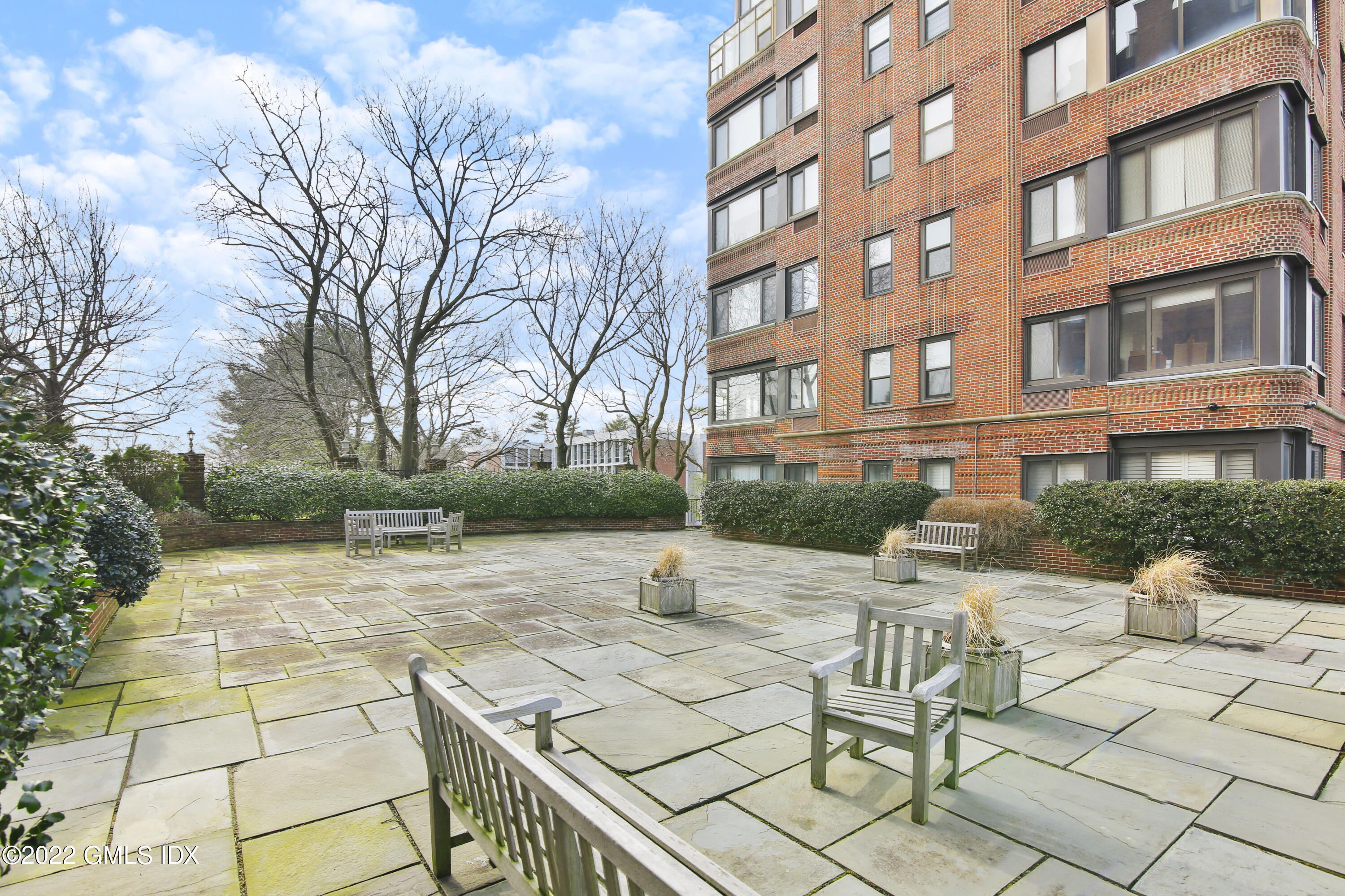 15 lafayette Court, 1B