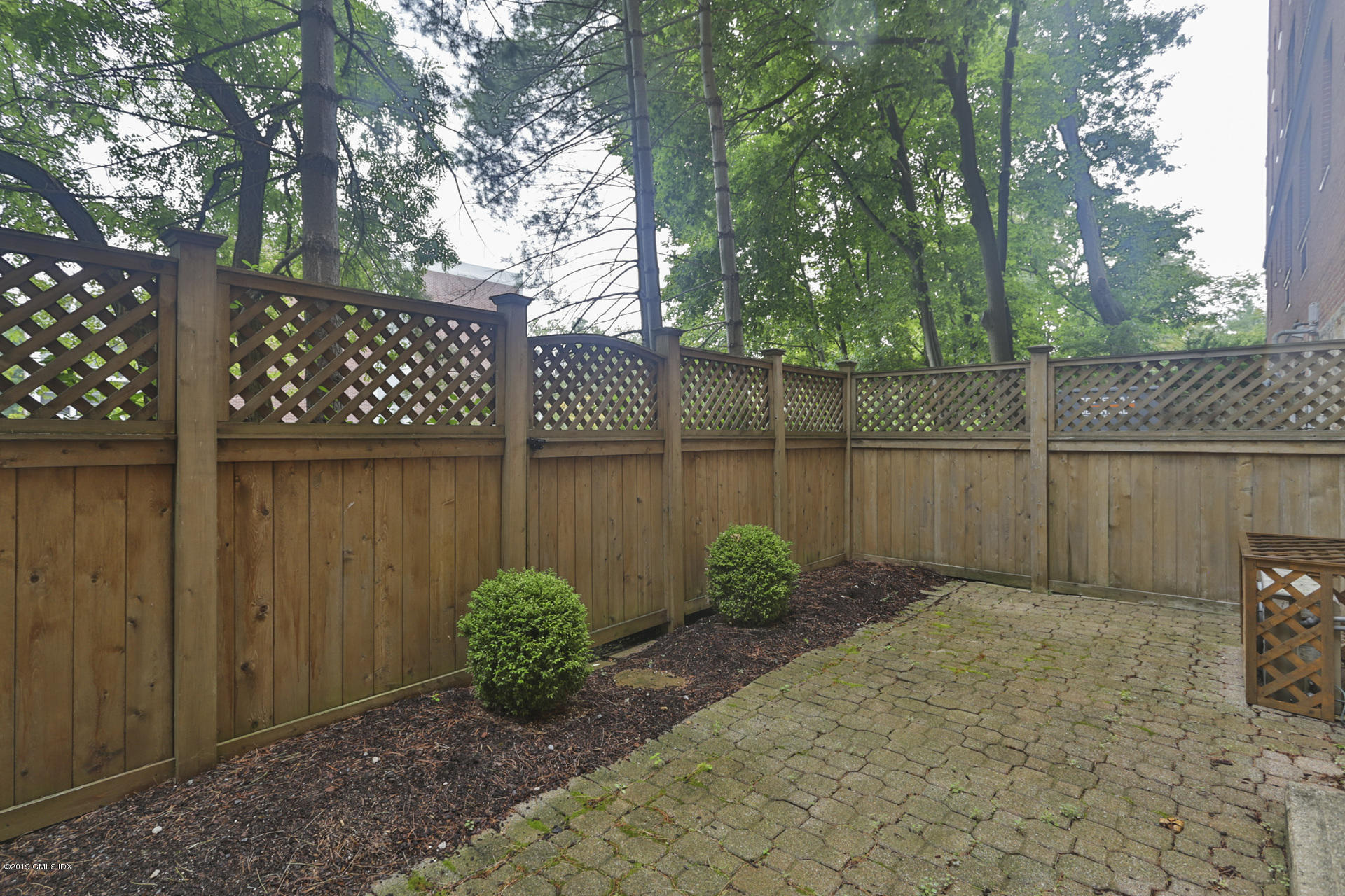 15 lafayette Court, 1B