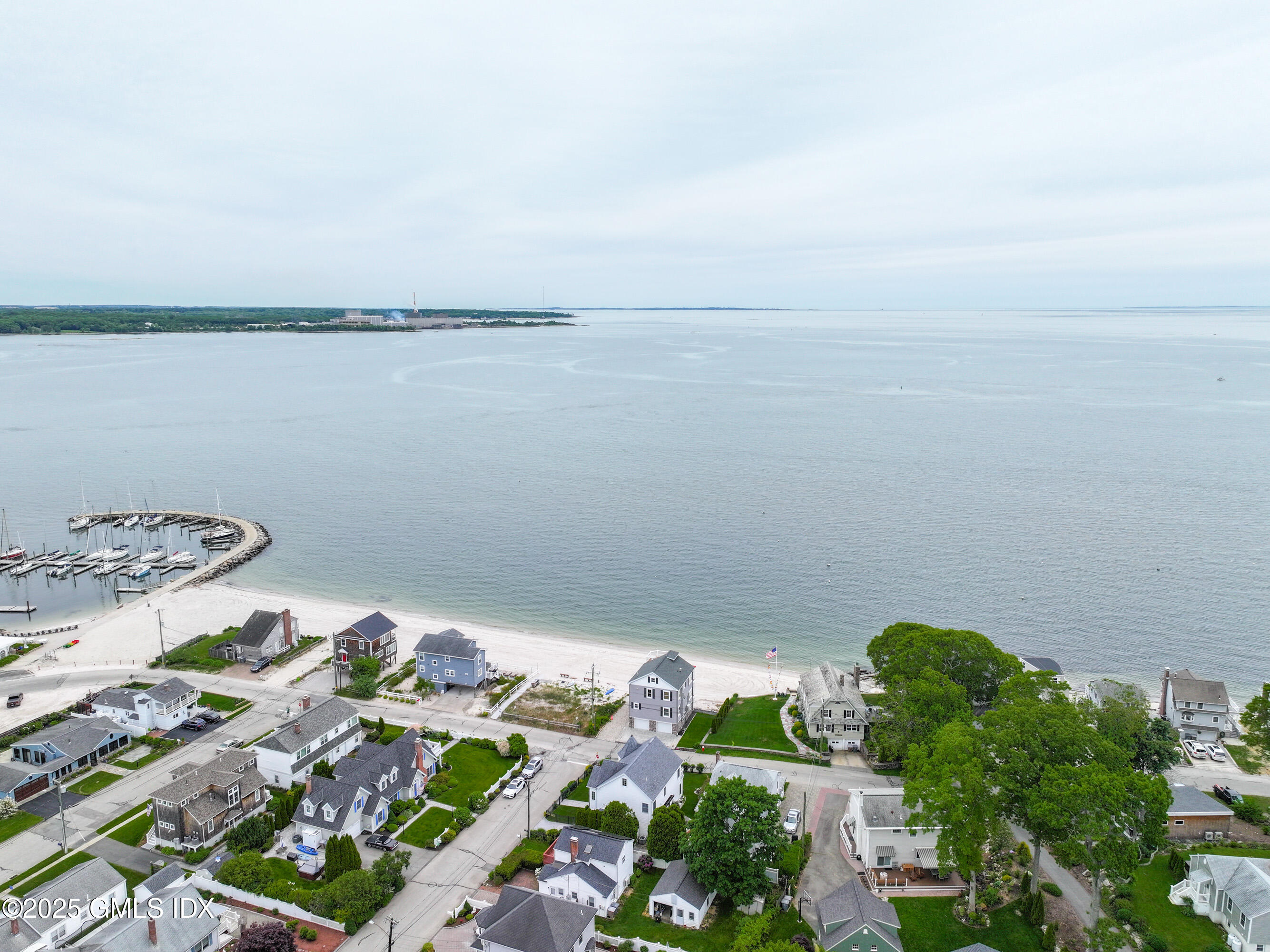 22 Shore Road