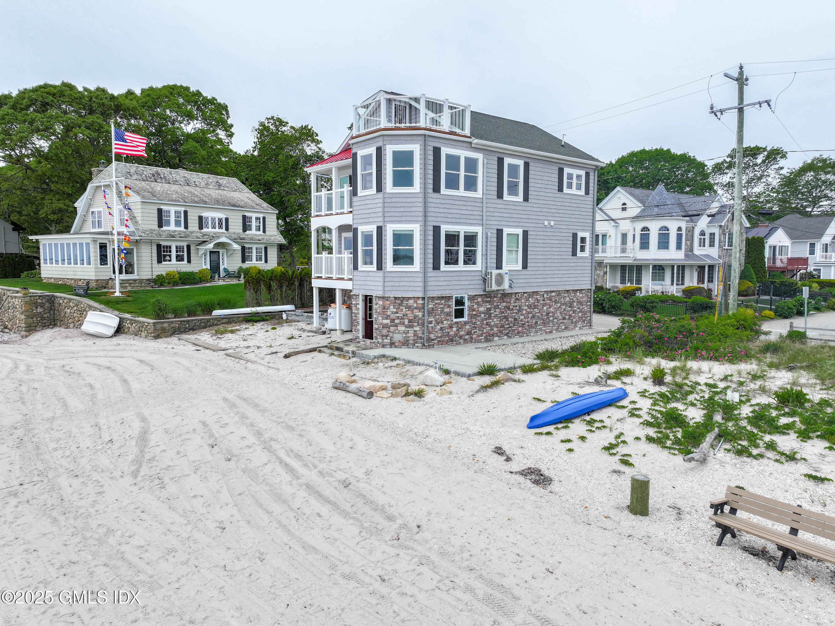 22 Shore Road