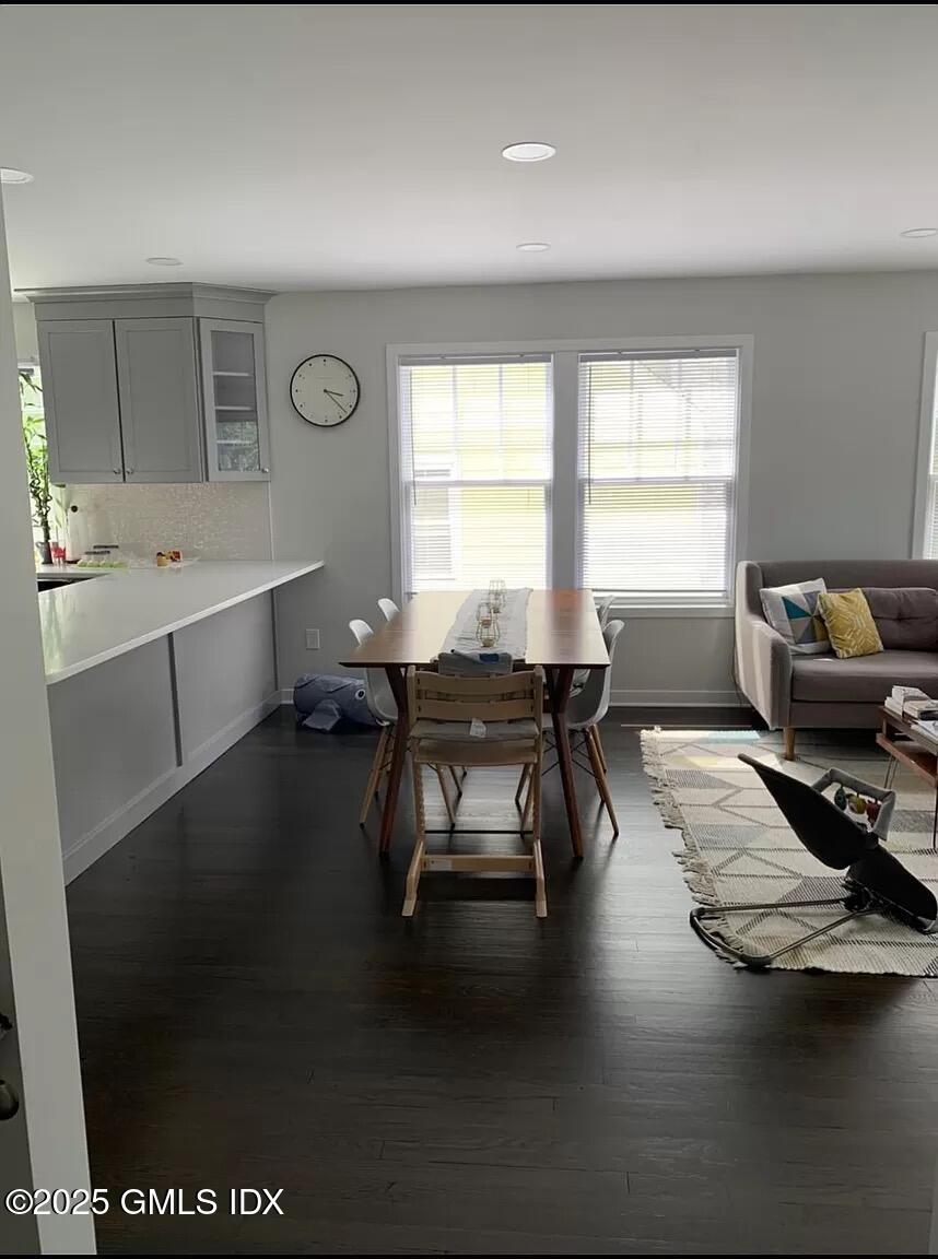89 W View Street, First Fl.