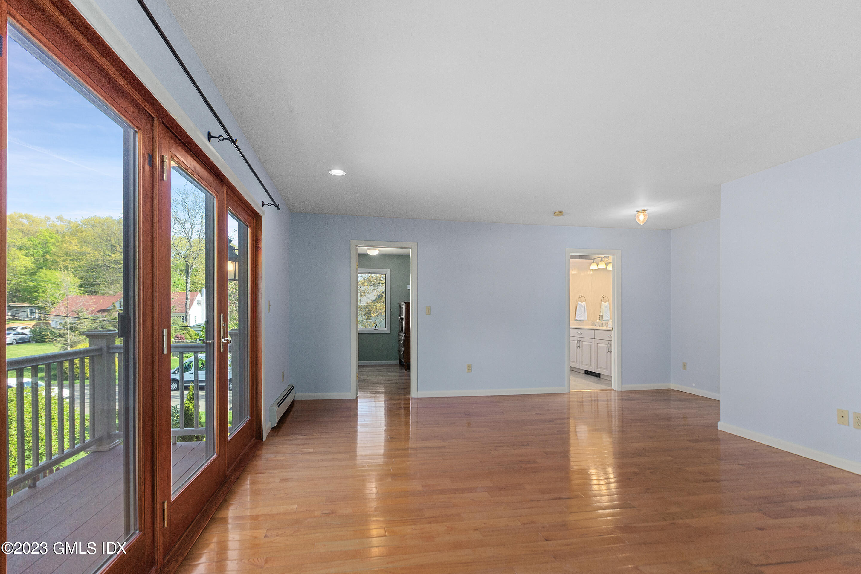 2 WALKER Court