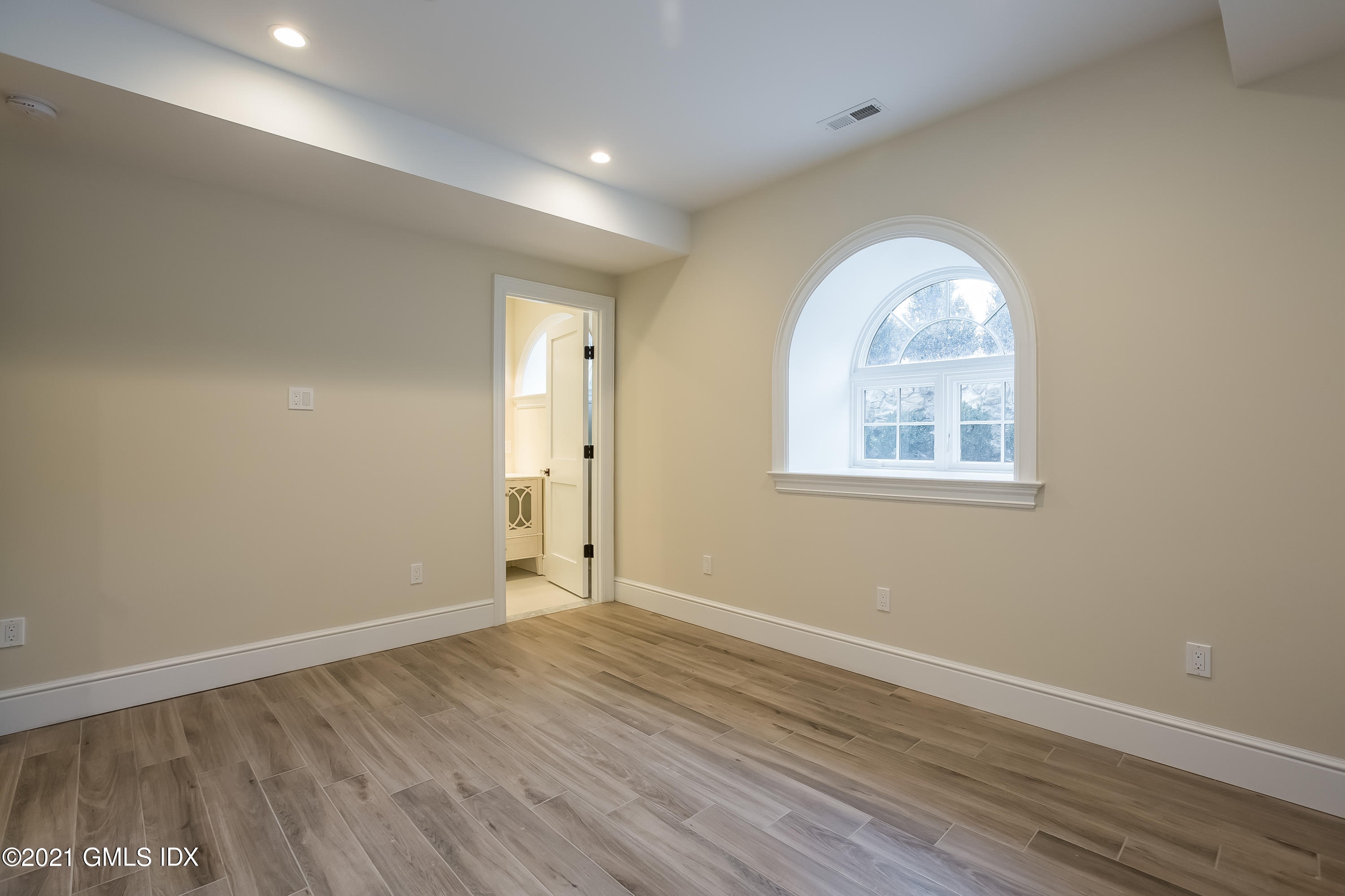 165 SHORE Road, C