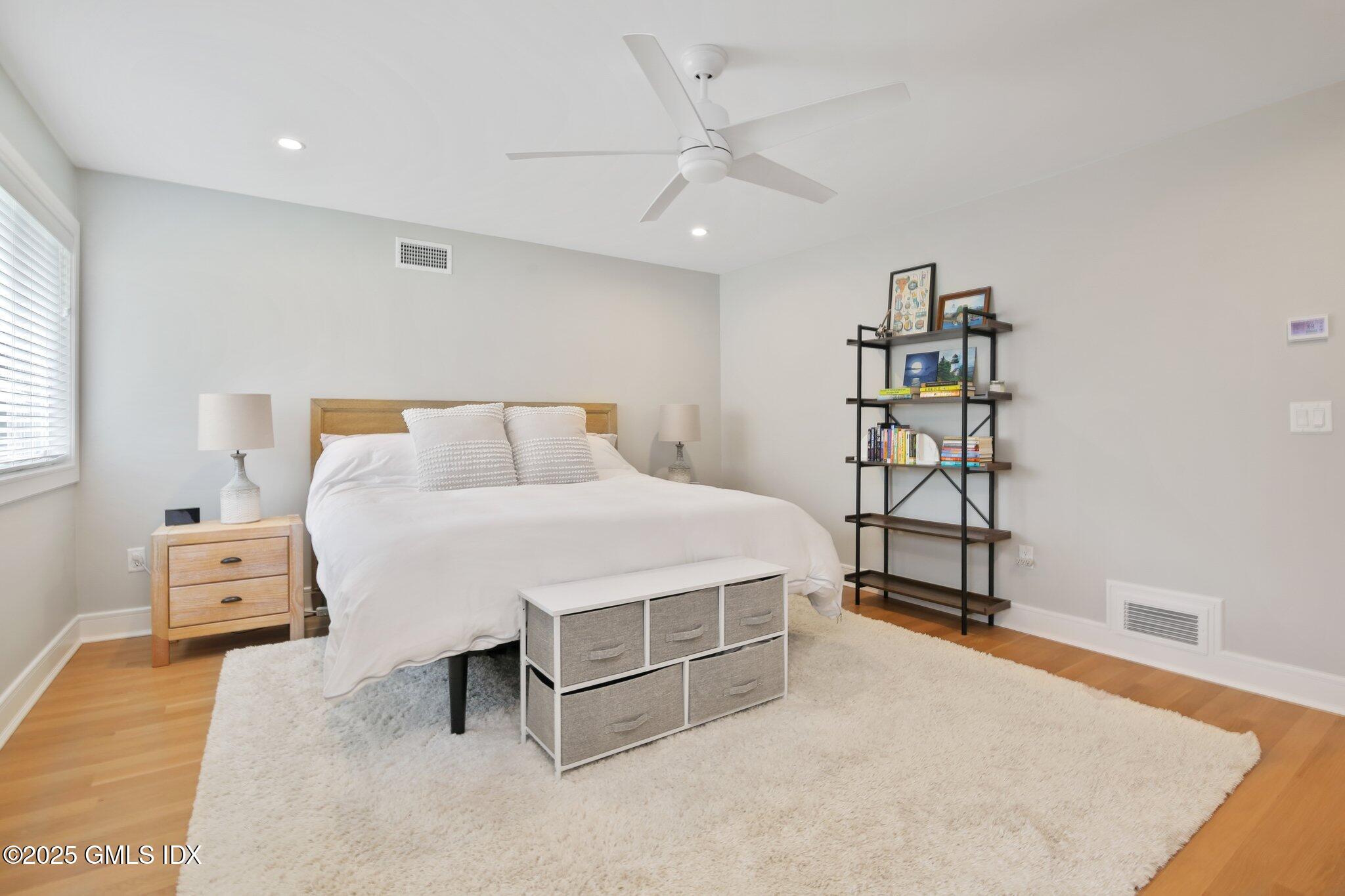 75 Cos Cob Avenue Unit: 9