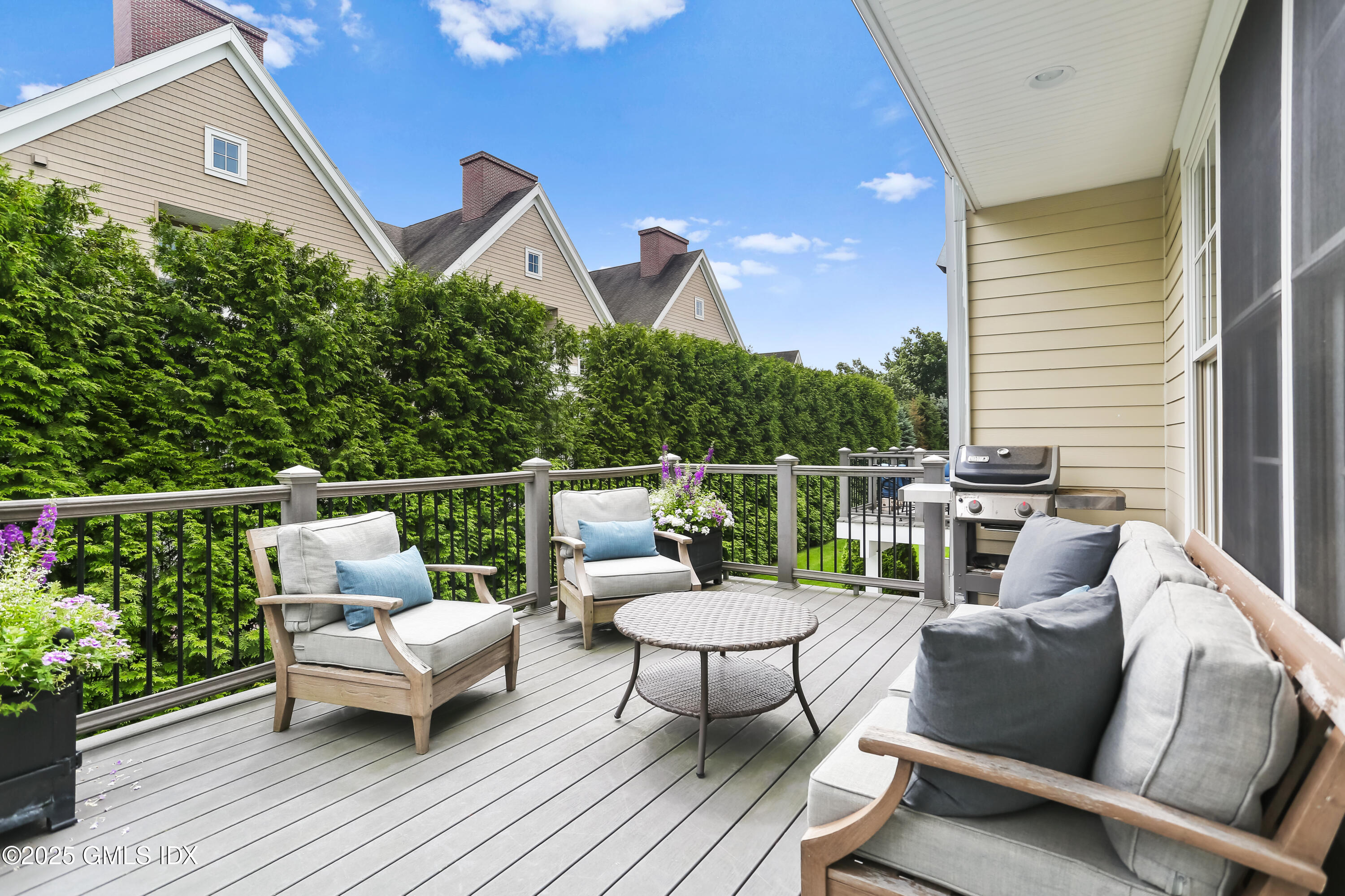 77 HAVEMEYER Lane, 27