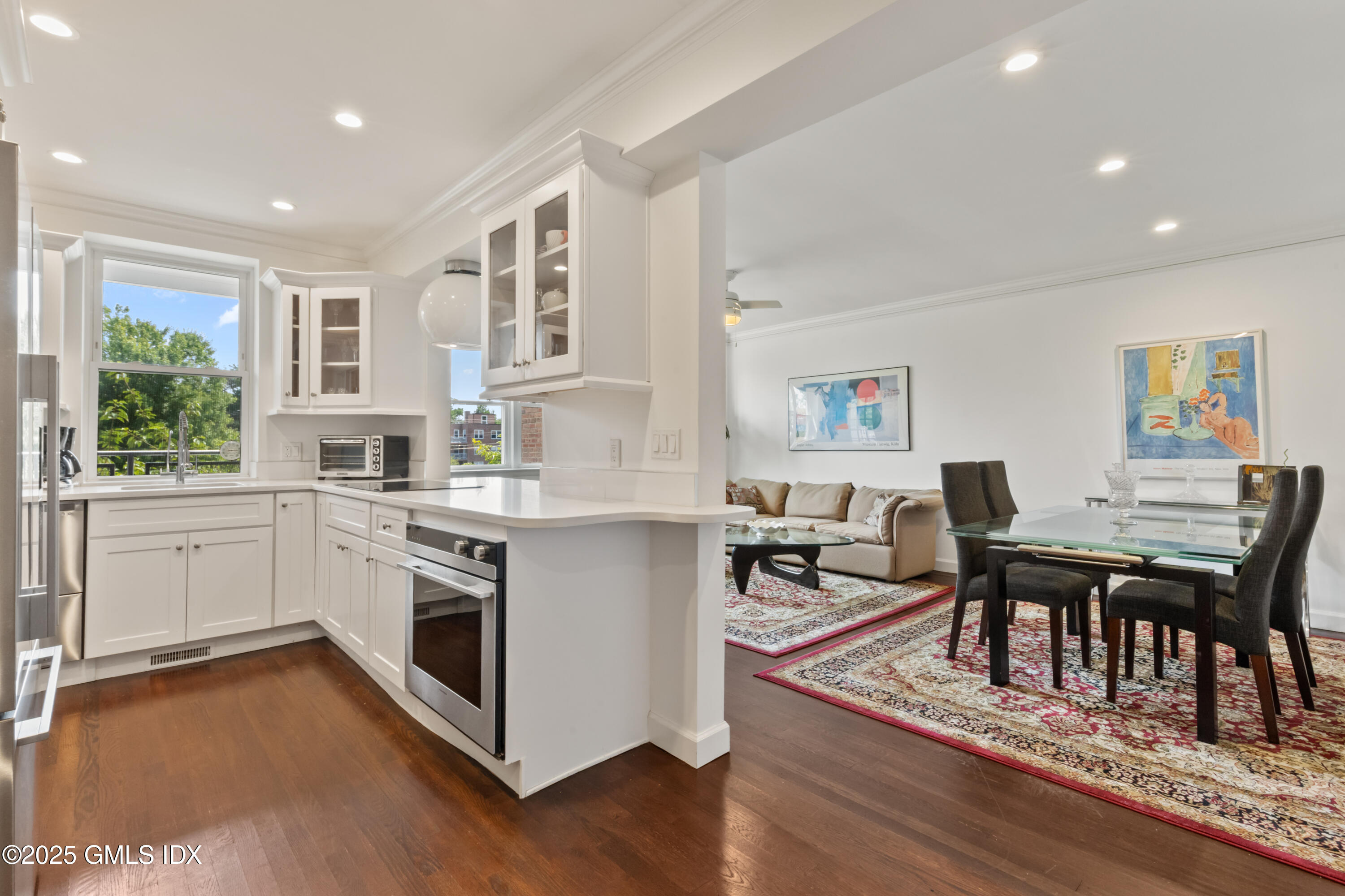 5 Putnam Hill, 2D