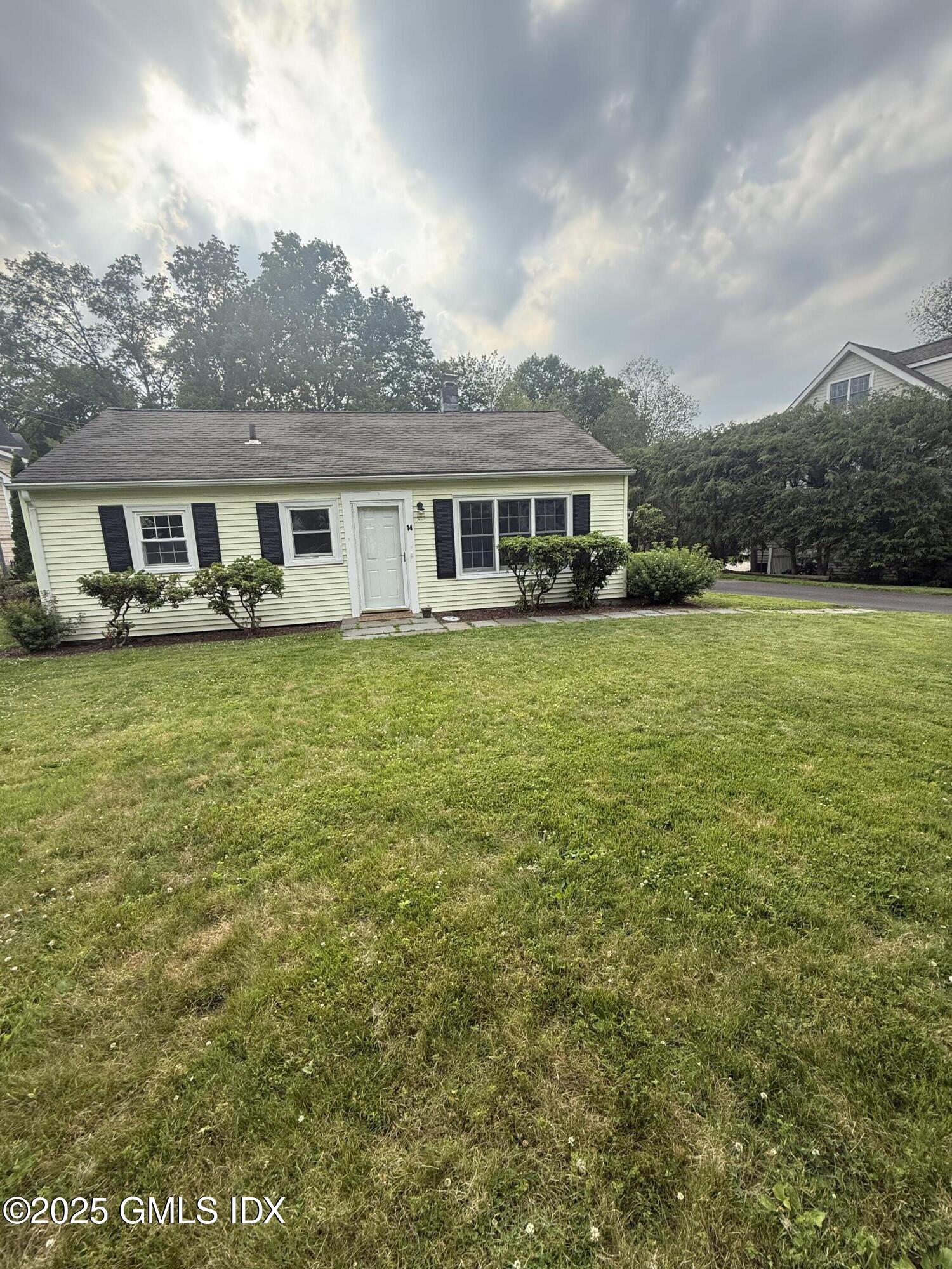 14 Circle Drive