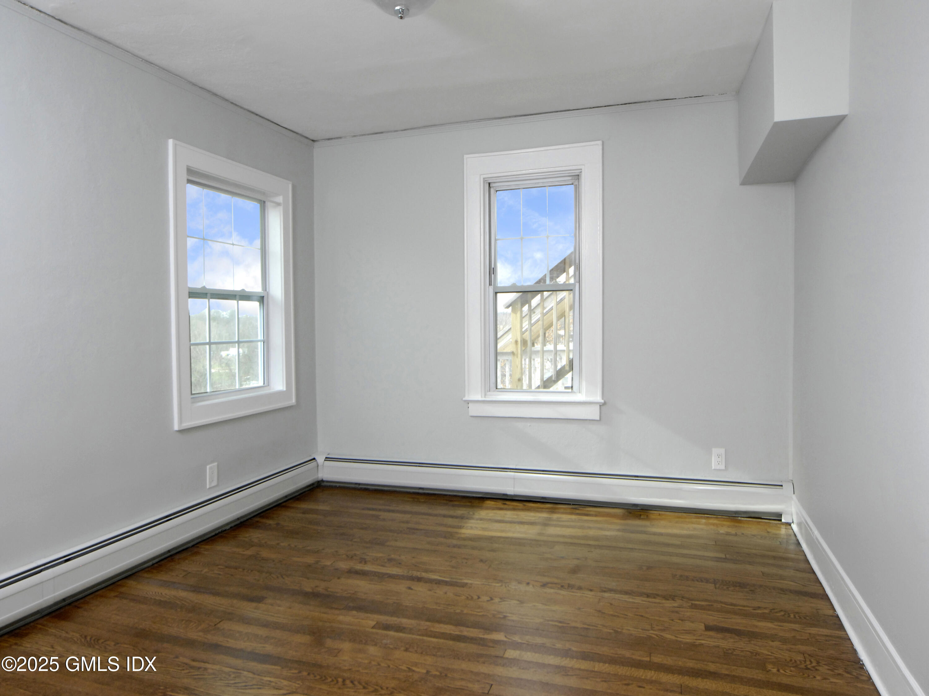 34 ALEXANDER Street, 2