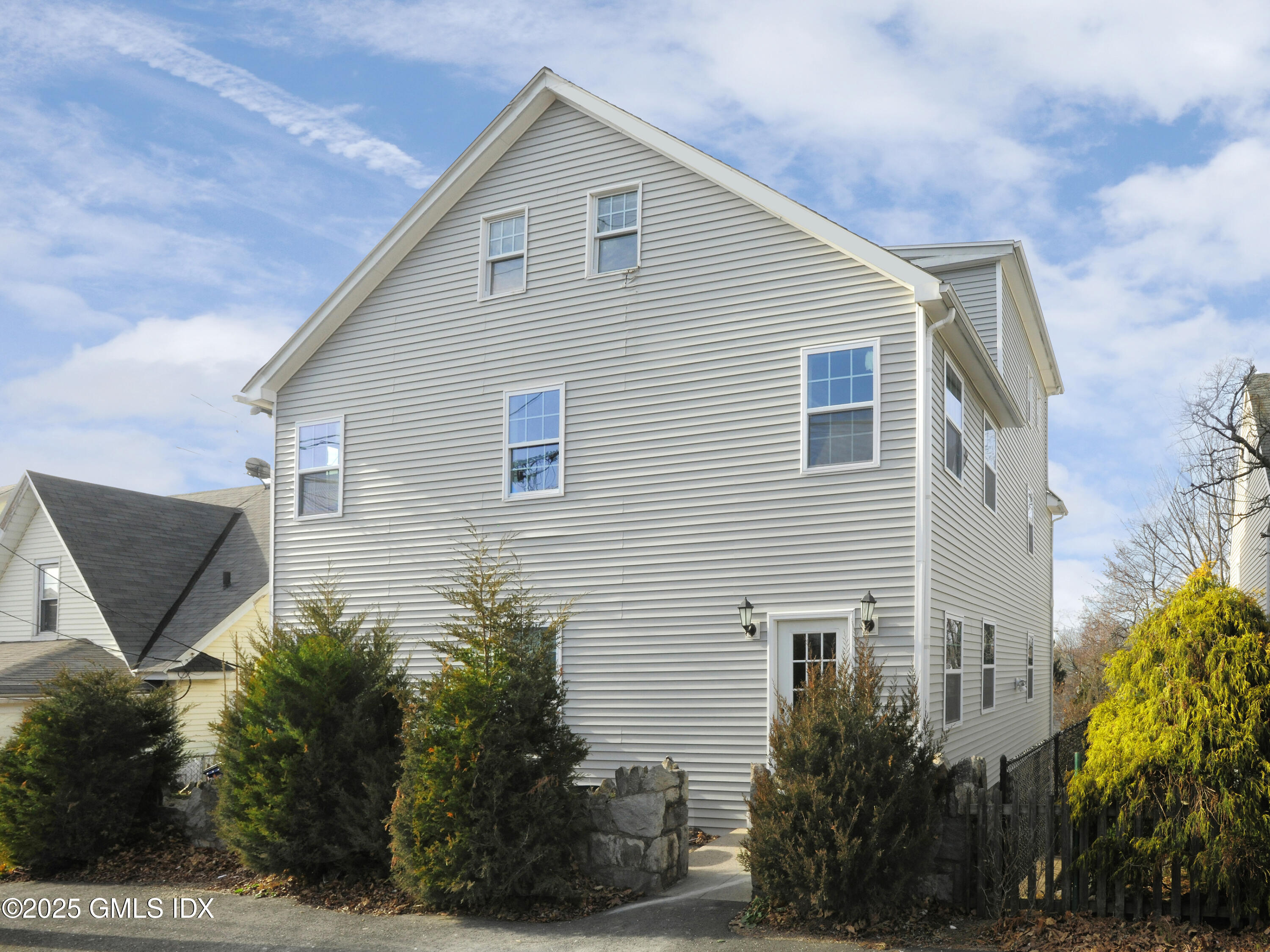 34 ALEXANDER Street, 2