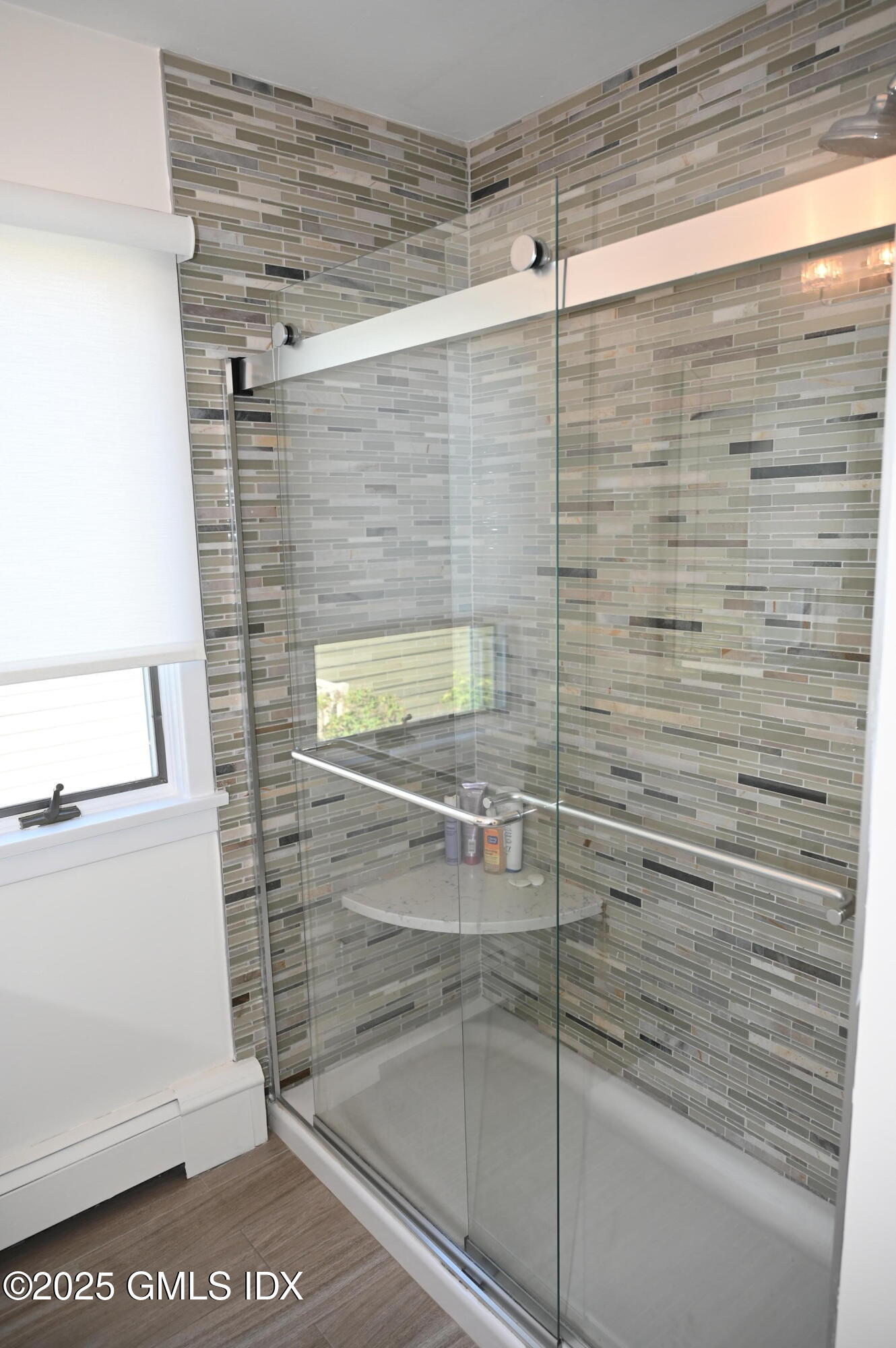 105 Pemberwick Road, A