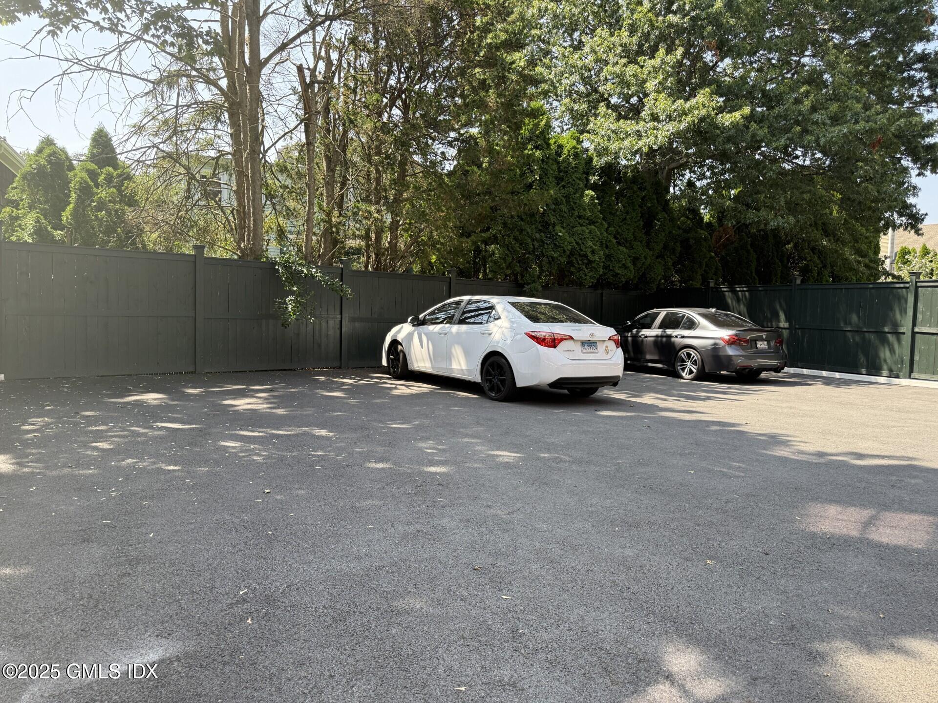 104 PEMBERWICK Road, 3