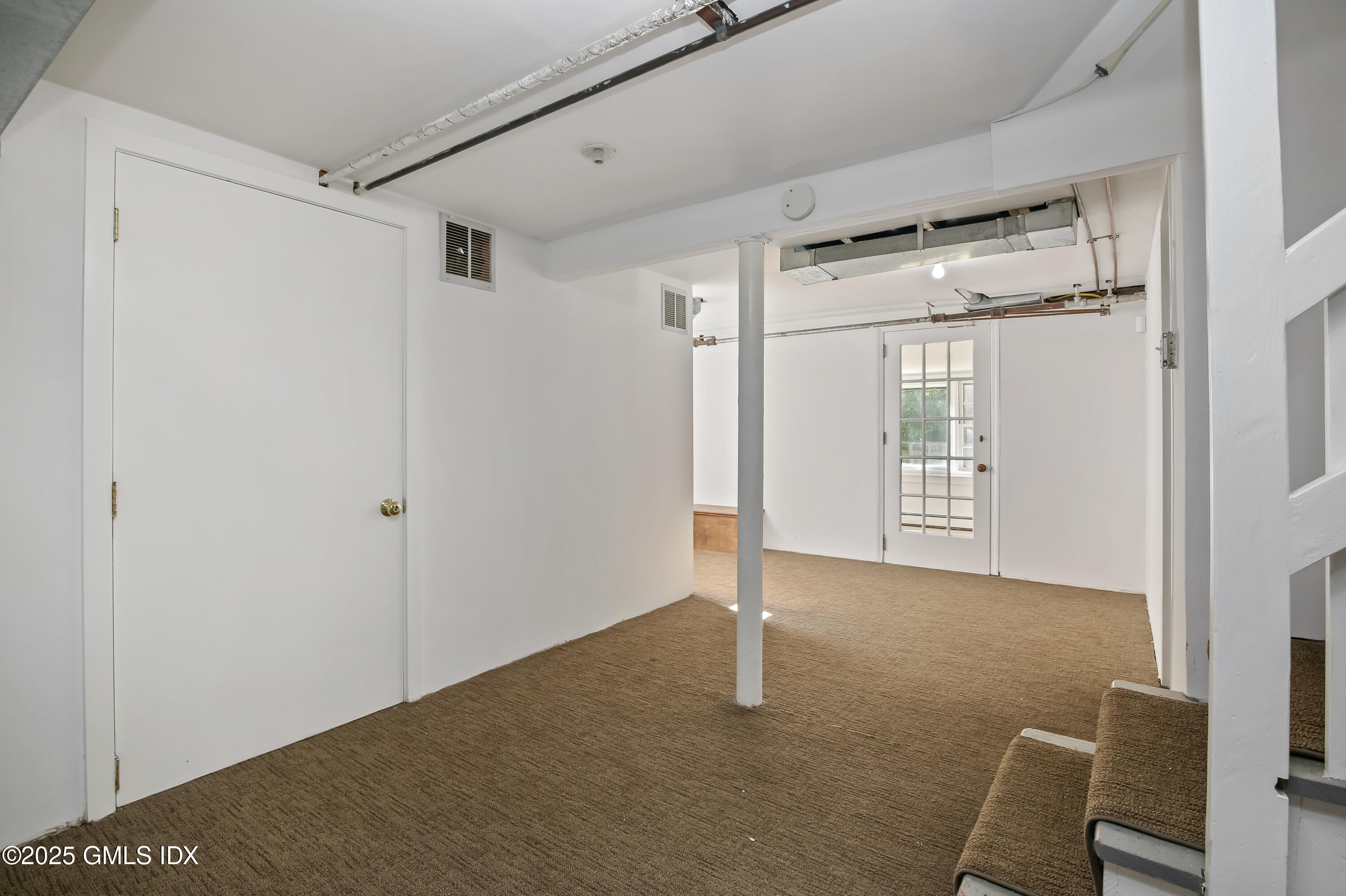 84 INDIAN FIELD Road