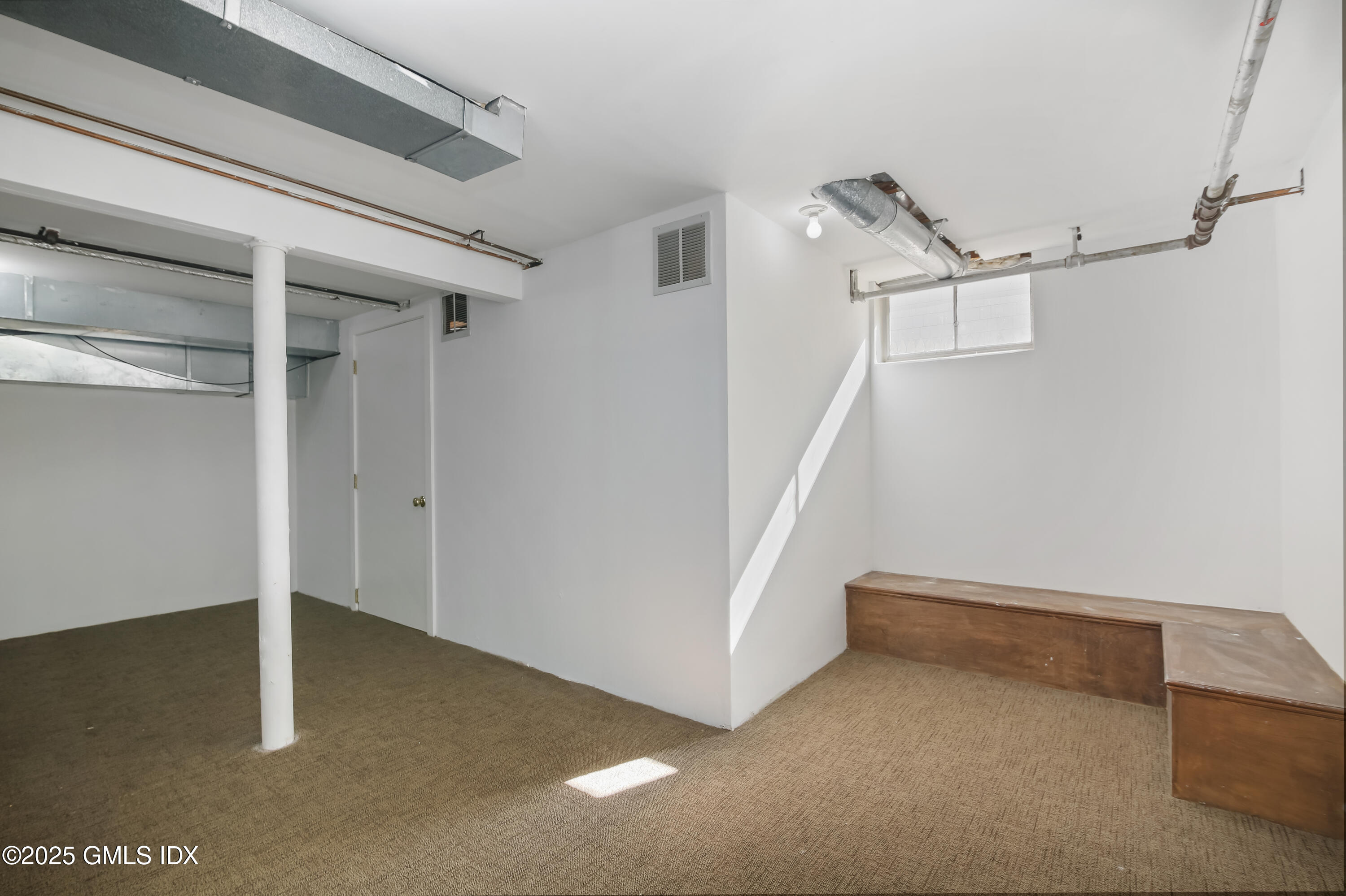 84 INDIAN FIELD Road