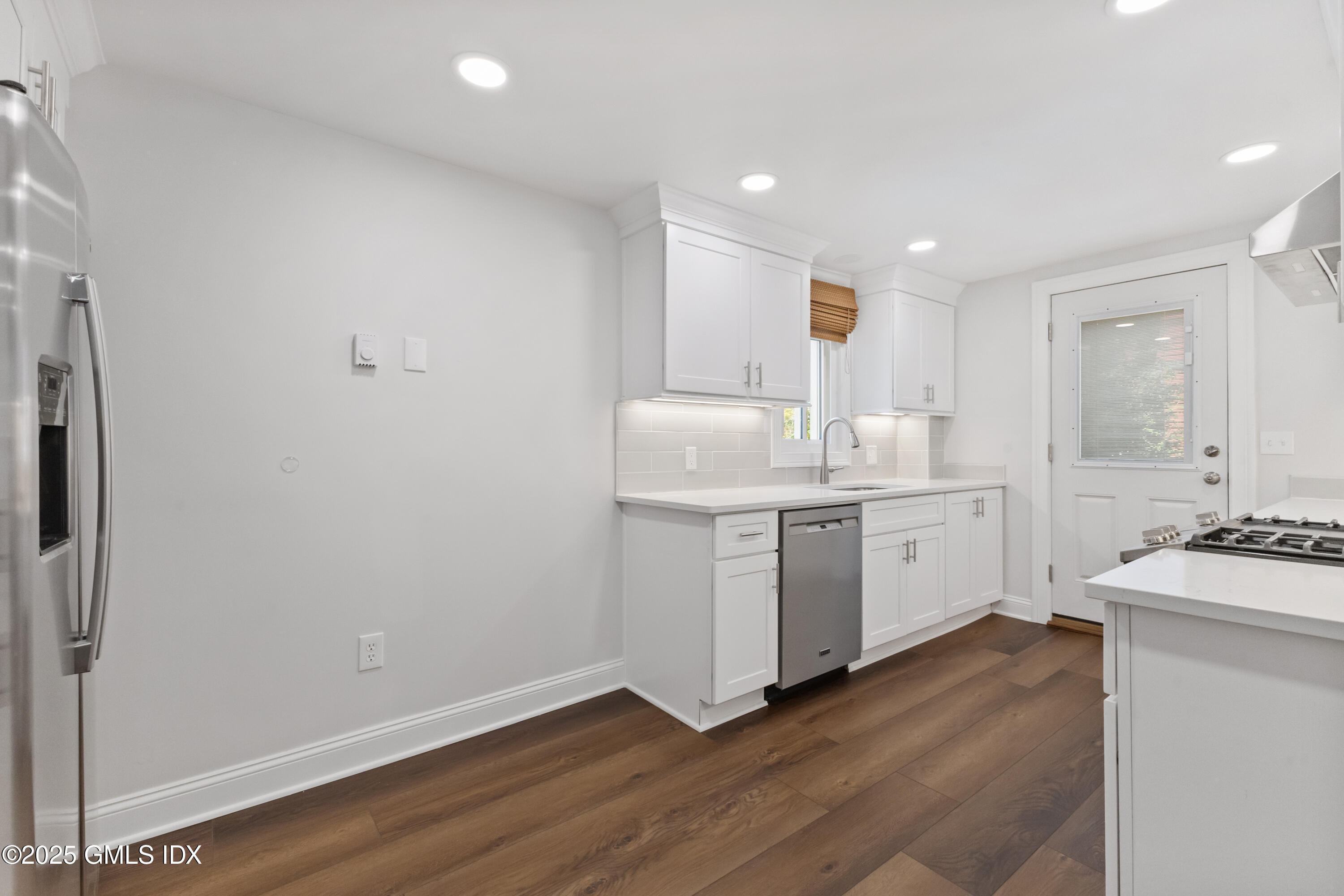 136 Henry Street, 138