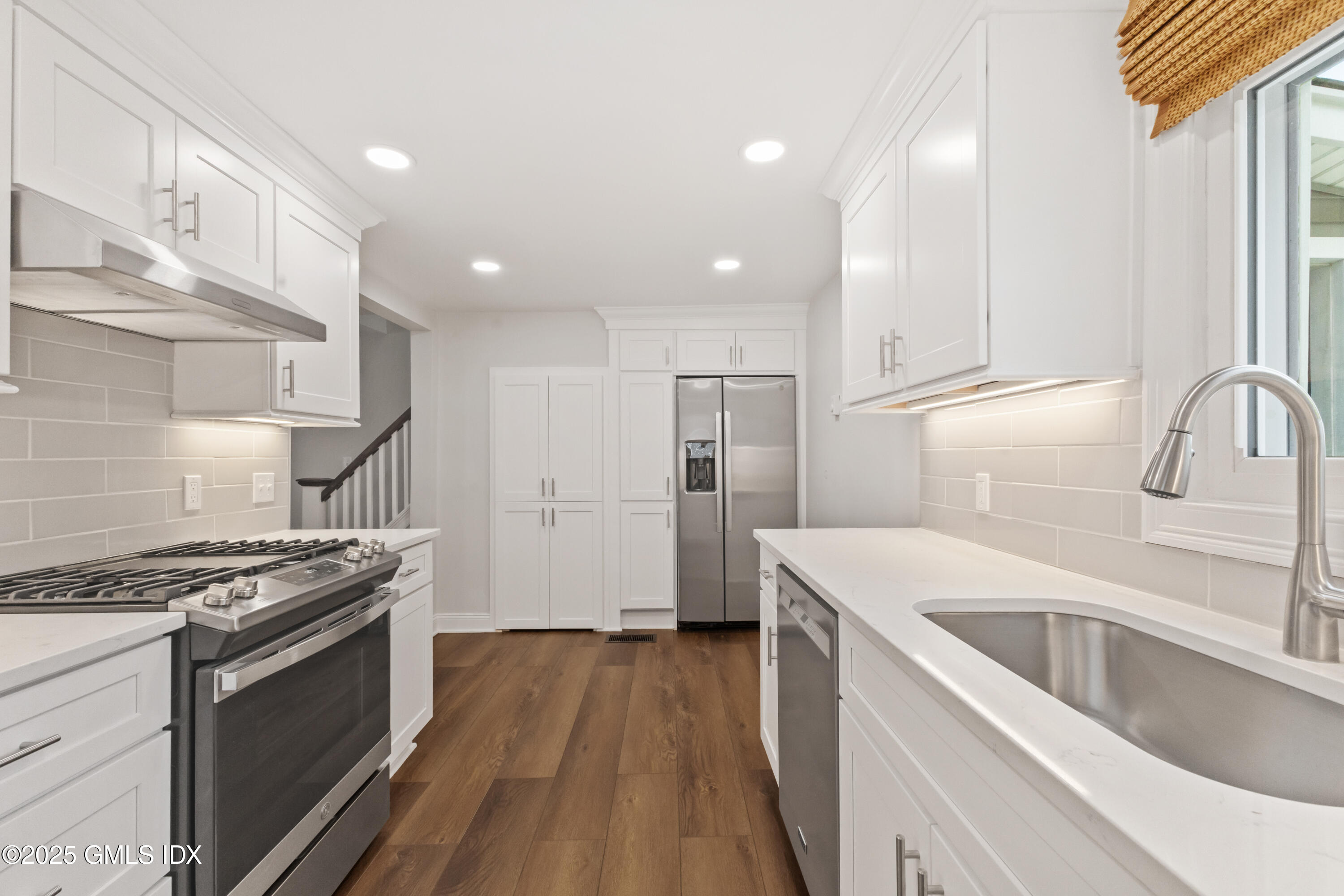 136 Henry Street, 138