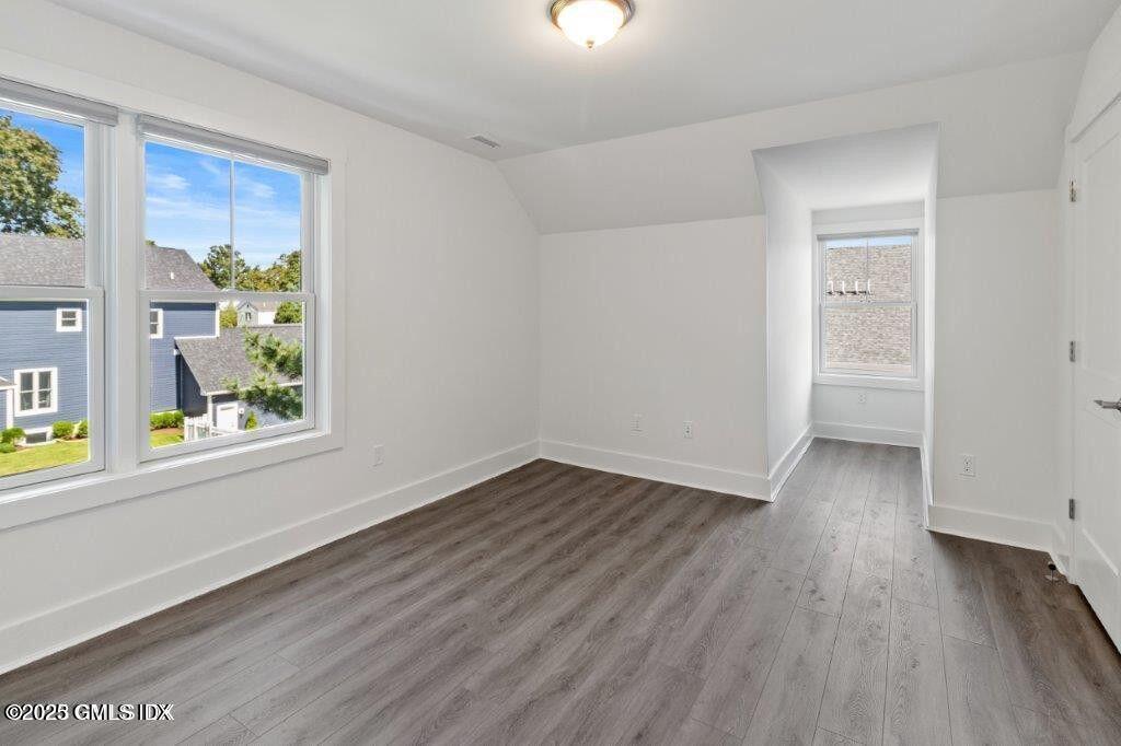 4 ORCHARD Street, O