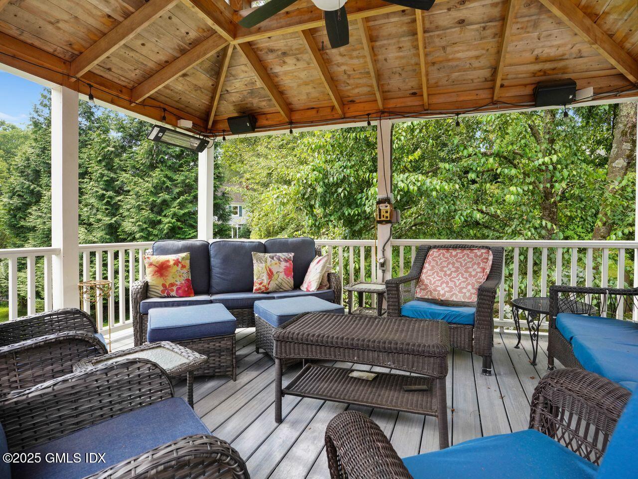 239 E Hunting Ridge Road