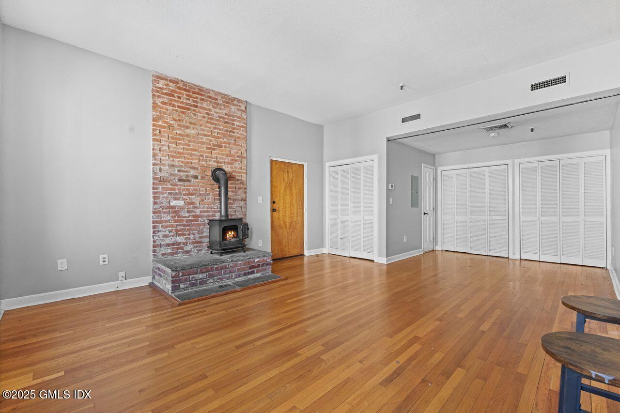 110 WASHINGTON Street, 202