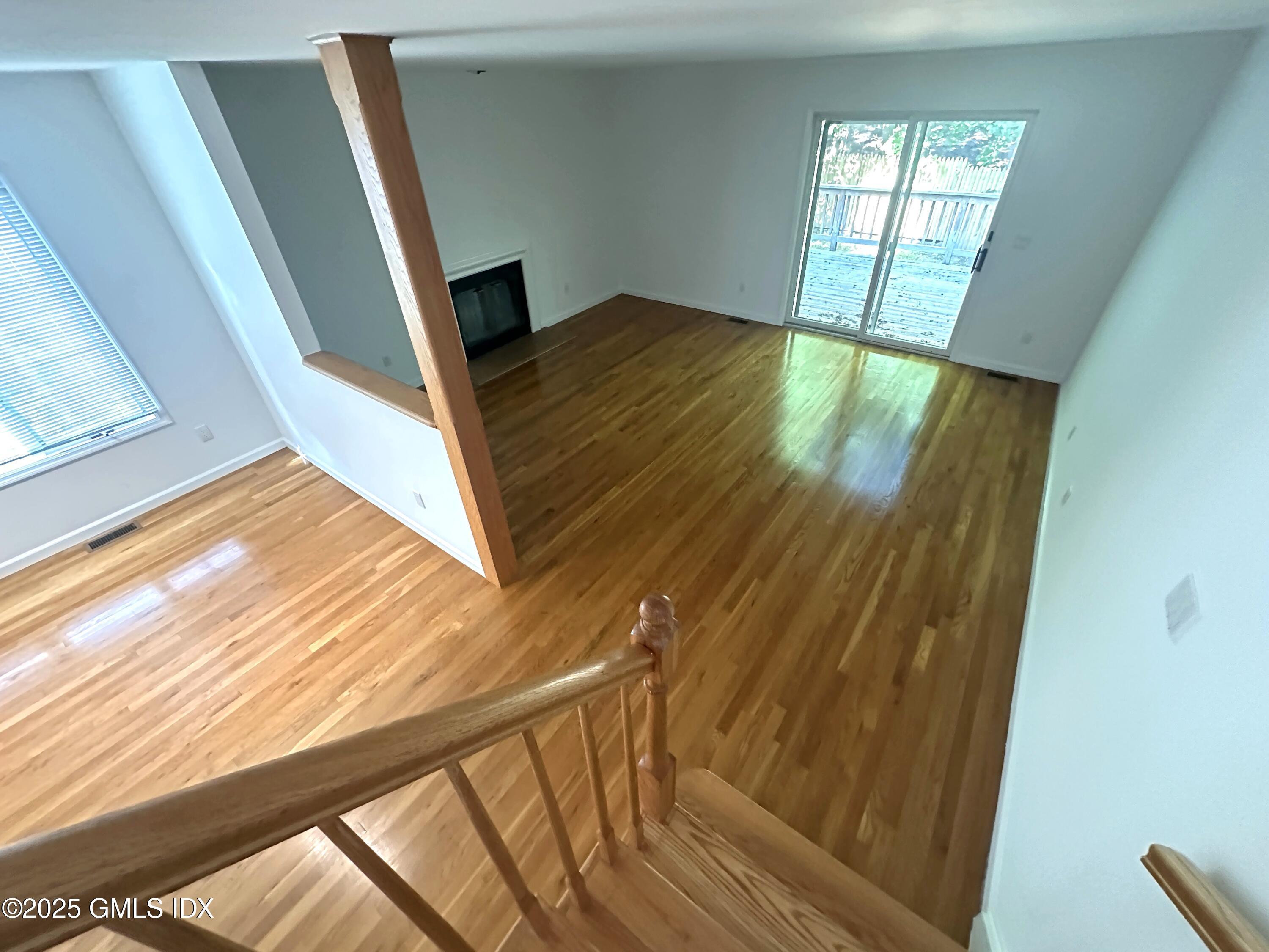 32 Decatur Street, 1