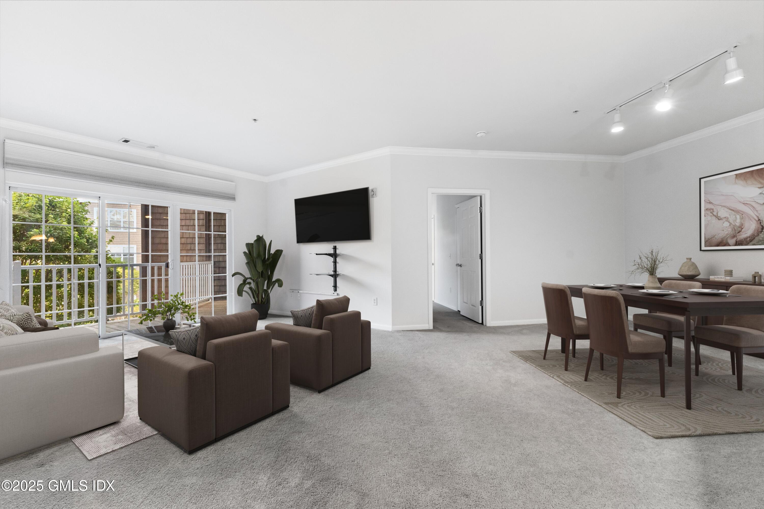 850 E Main Street, 322