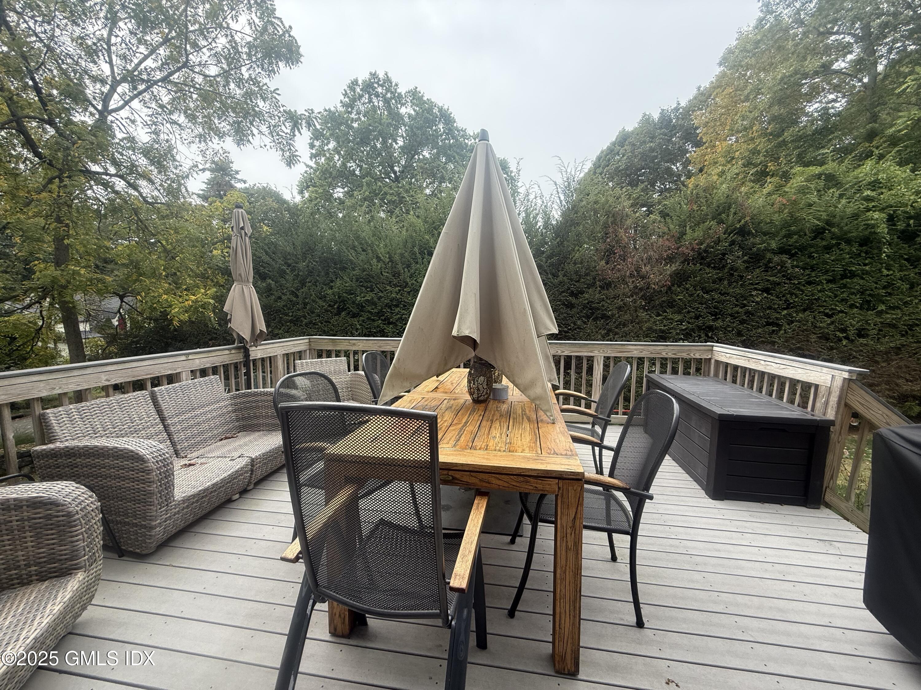 24 BUENA VISTA Drive