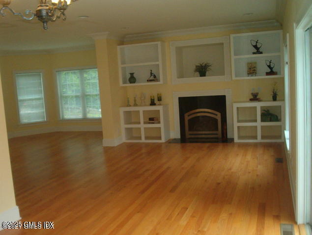 24 BUENA VISTA Drive