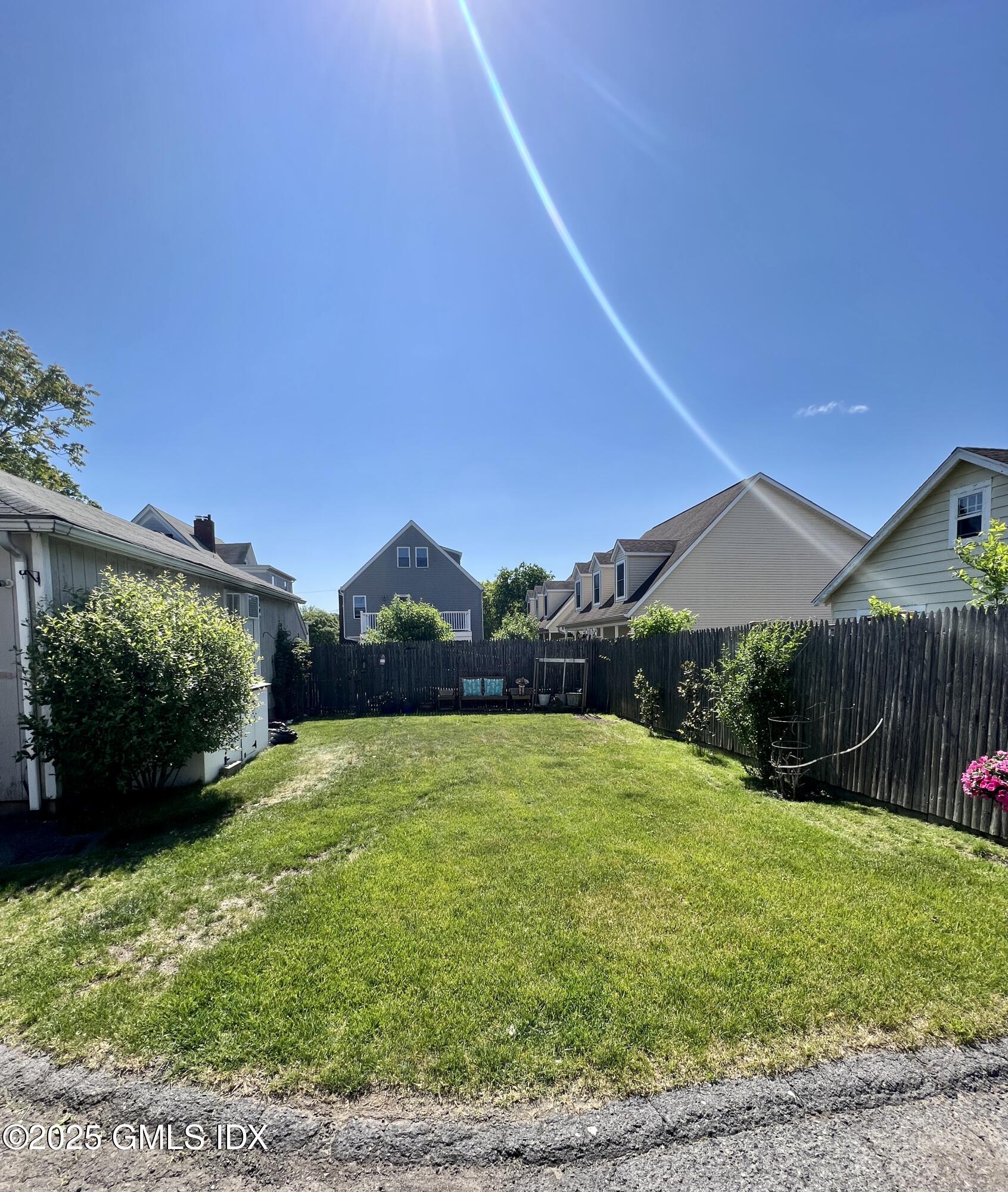 225 Hamilton Avenue, 3