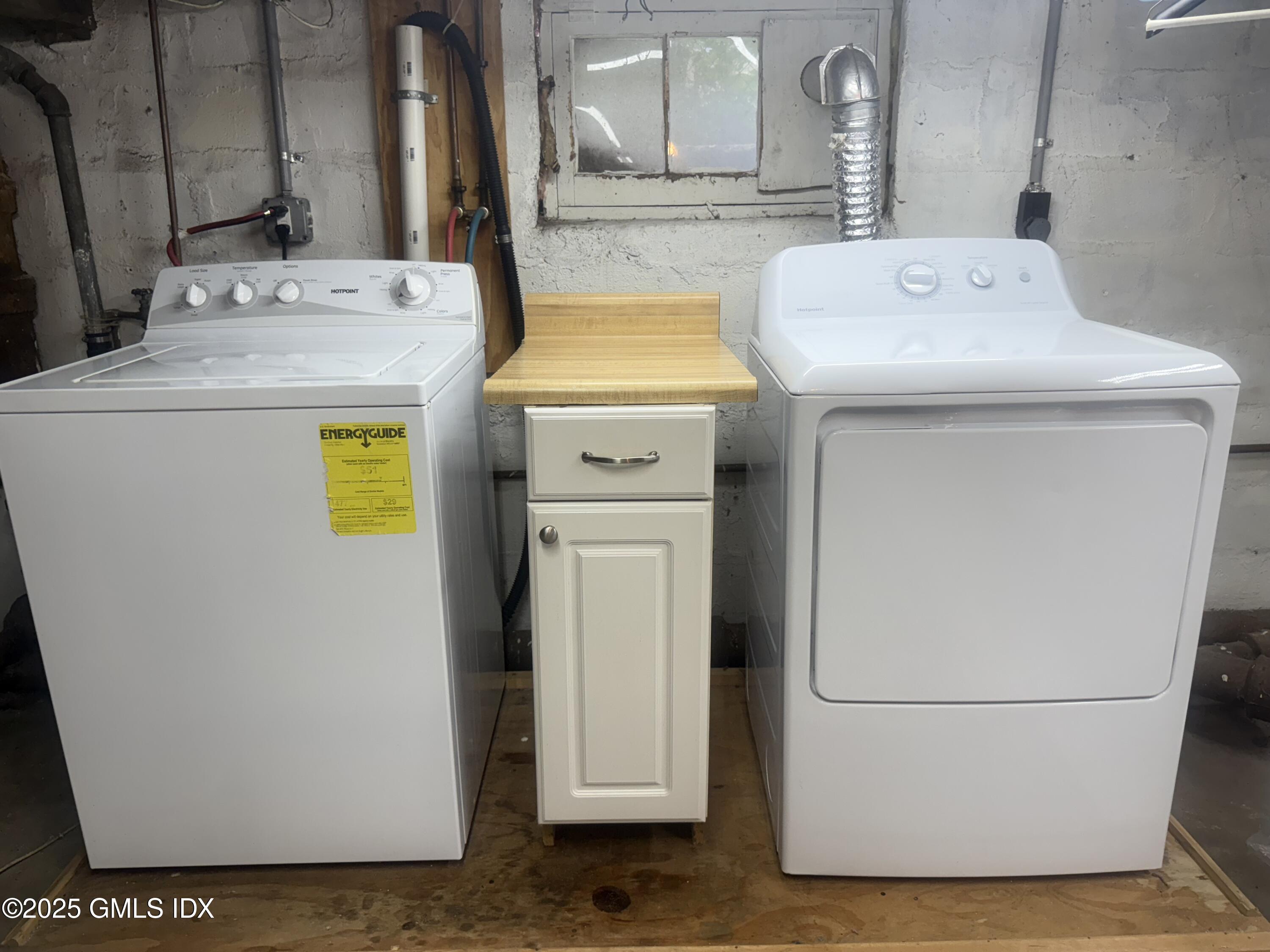 217 River Road Ext., Lower Level