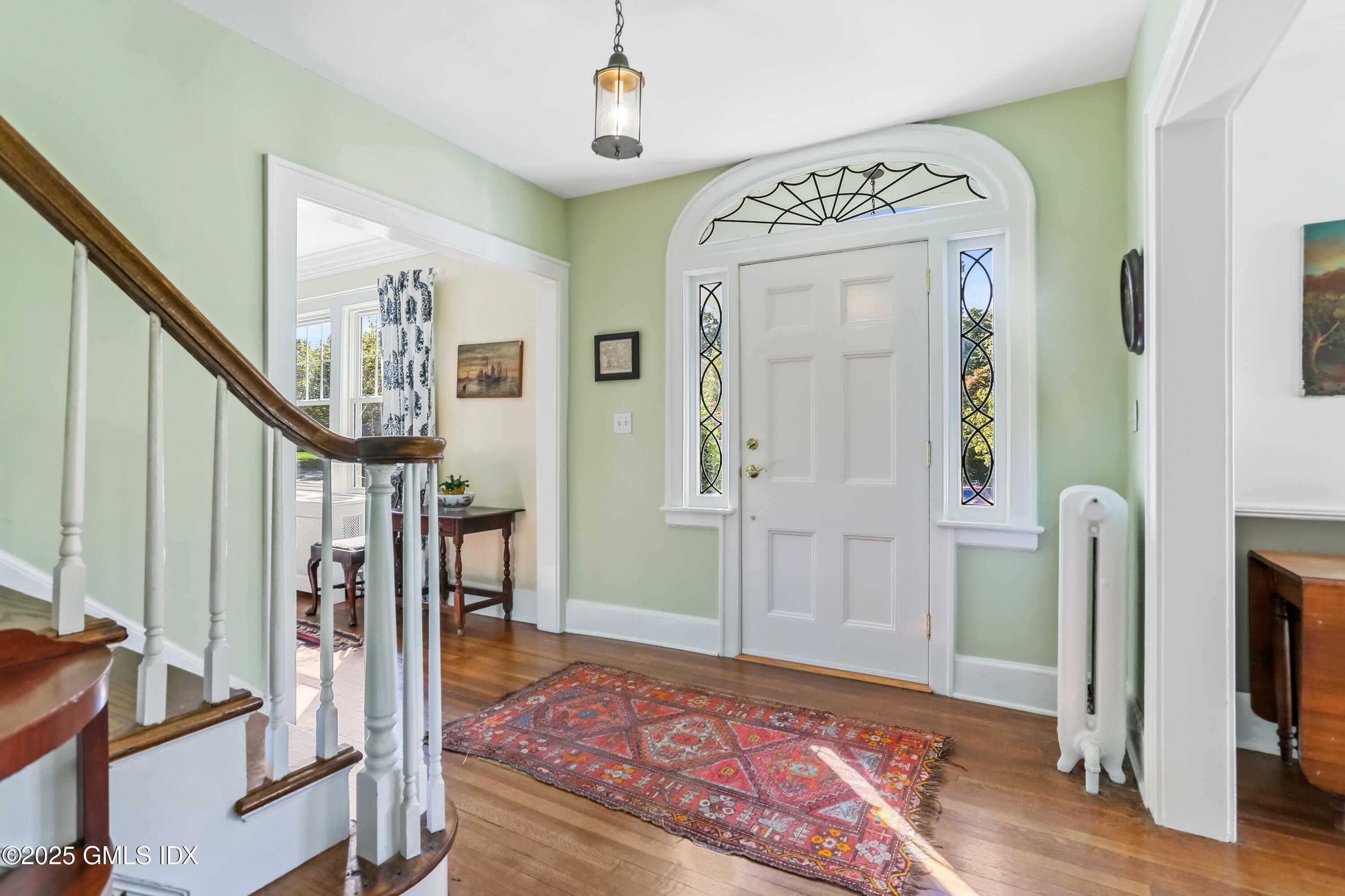 38 VAN RENSSELAER Avenue