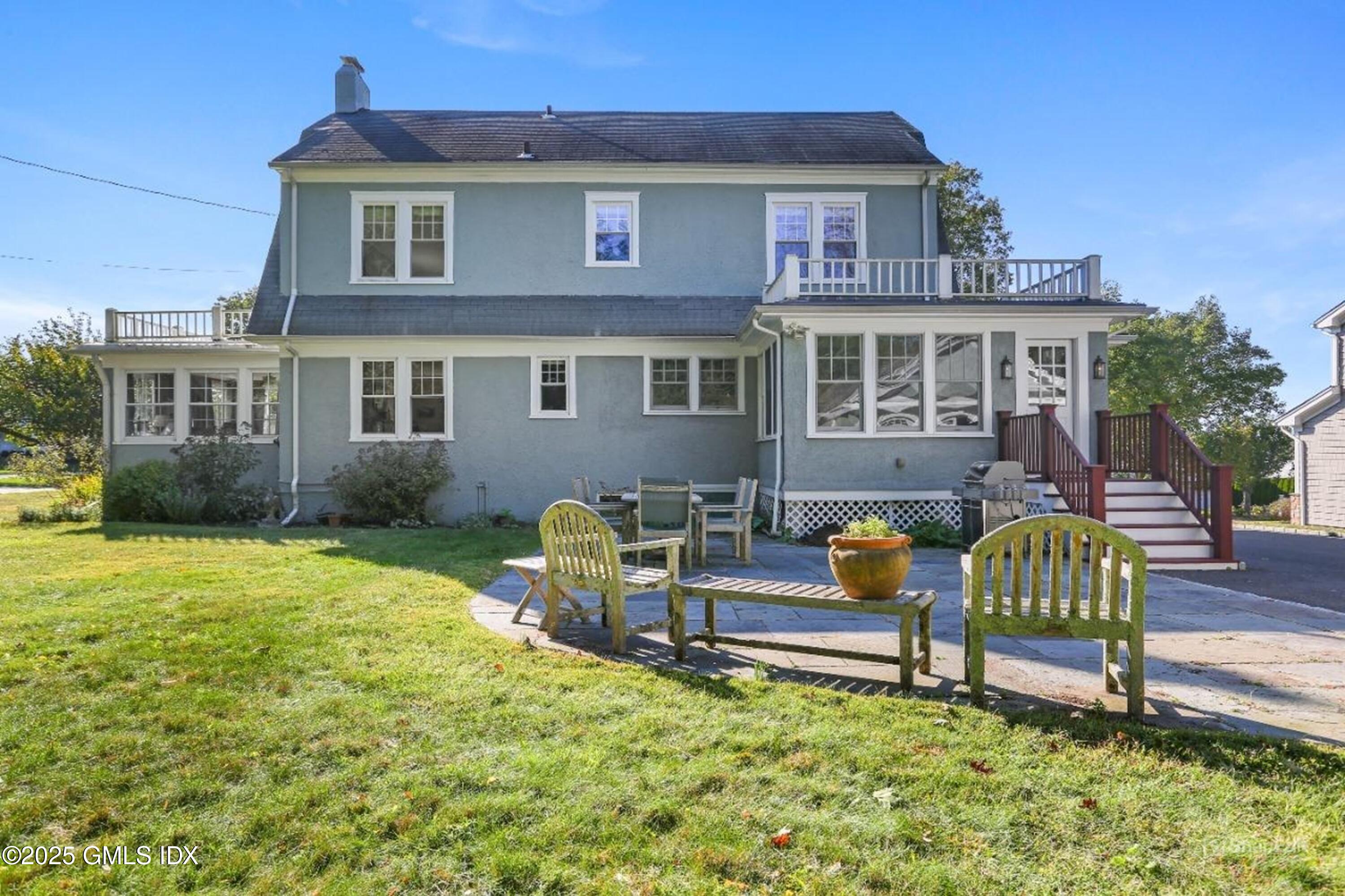 38 VAN RENSSELAER Avenue