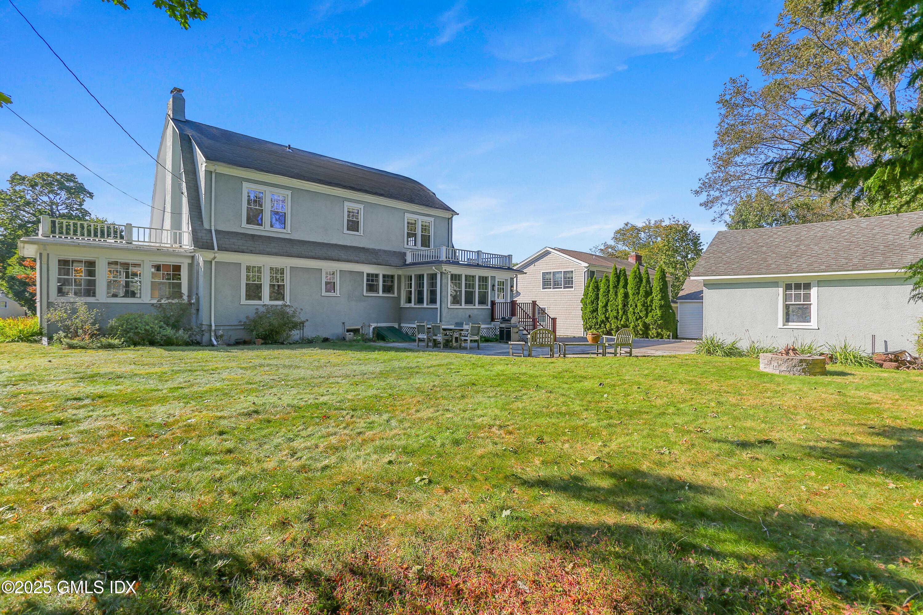 38 VAN RENSSELAER Avenue