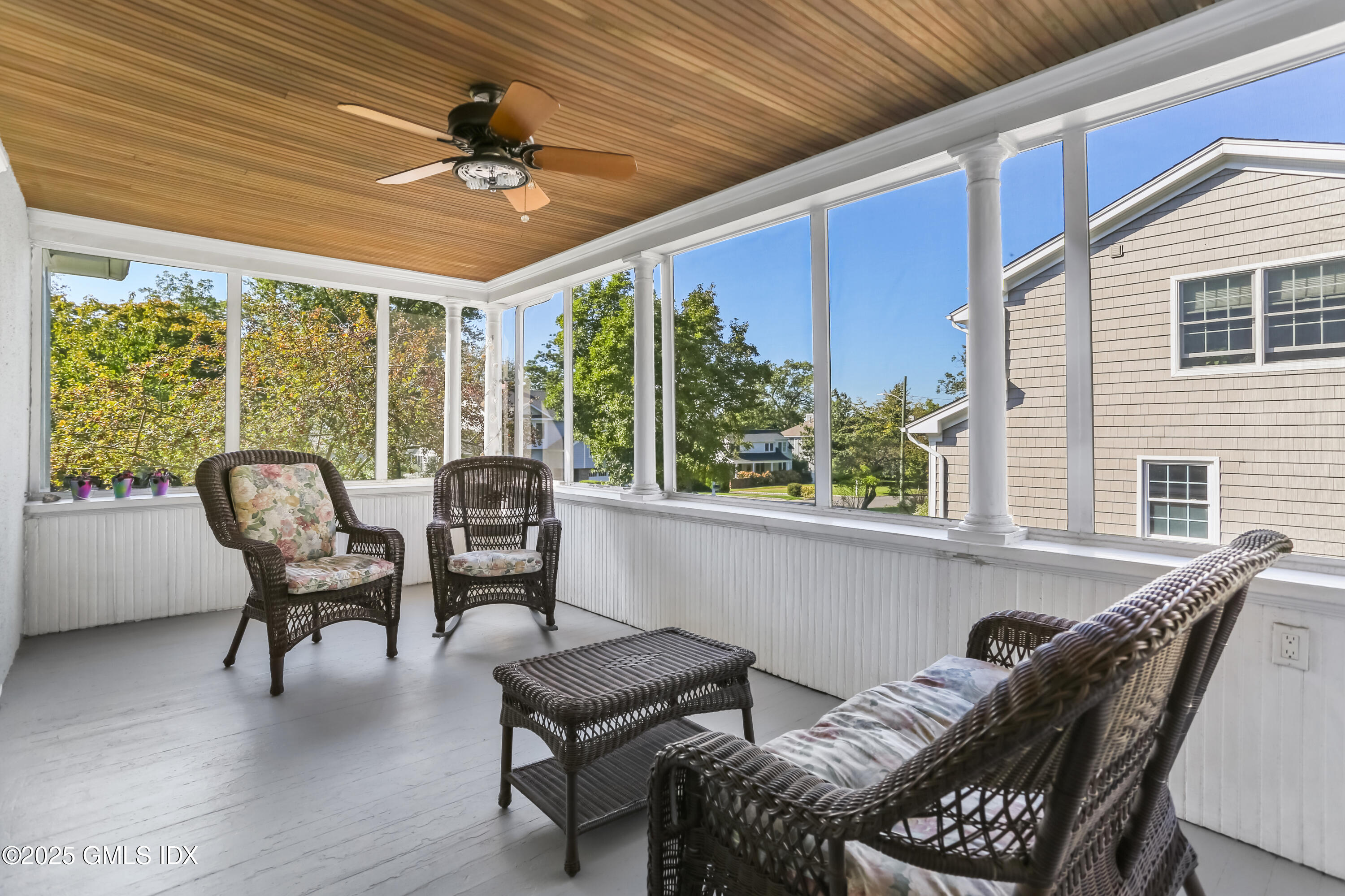 38 VAN RENSSELAER Avenue