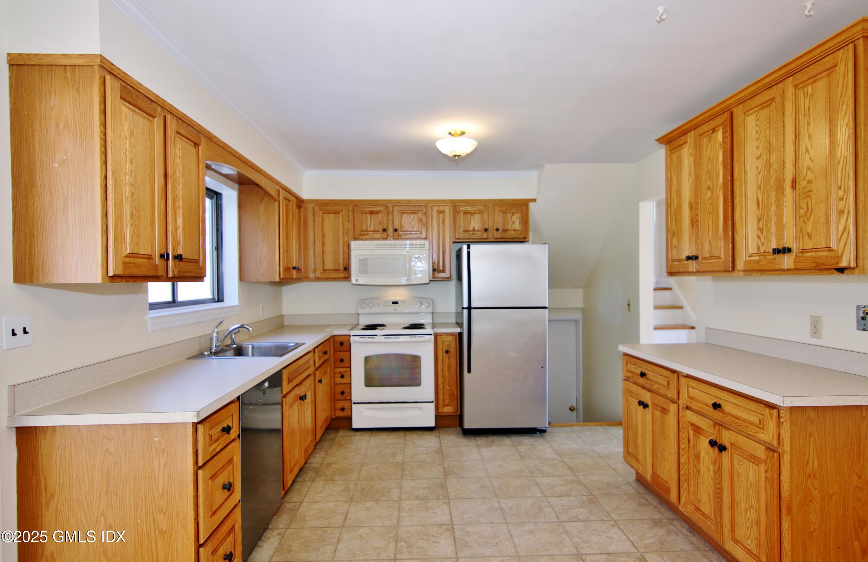 23 Amherst Road, Riverside