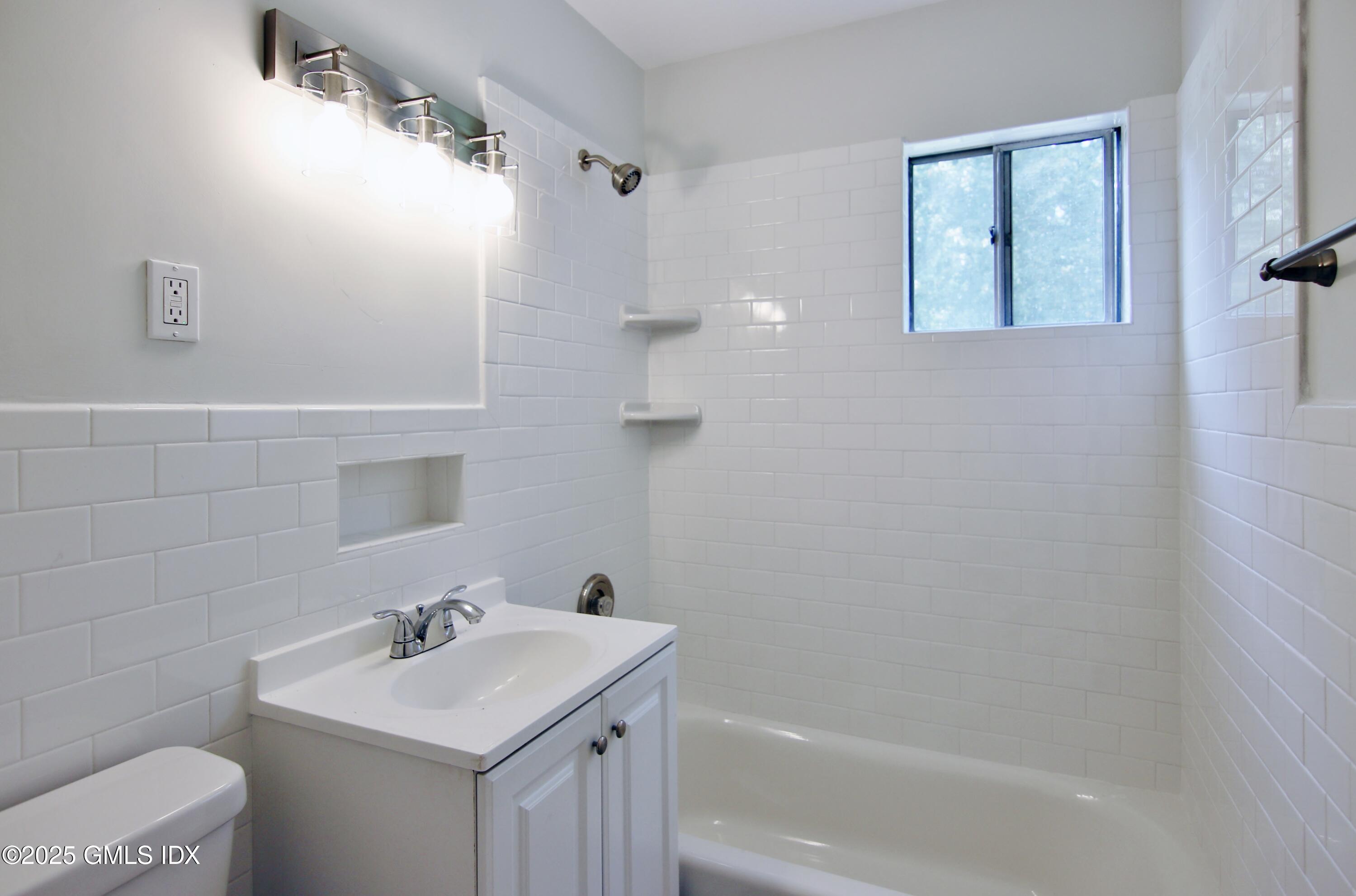 23 Amherst Road, Riverside