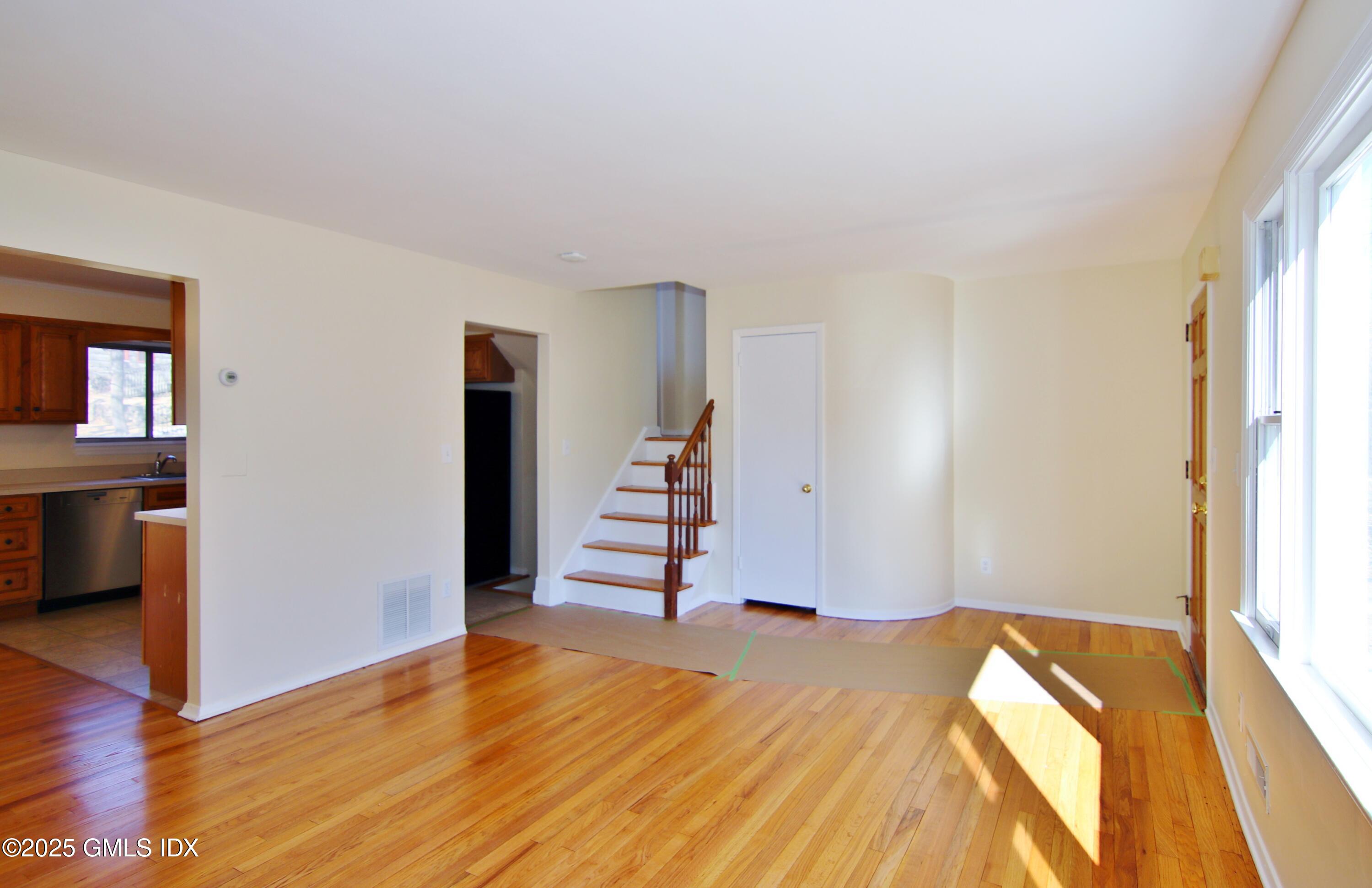 23 Amherst Road, Riverside